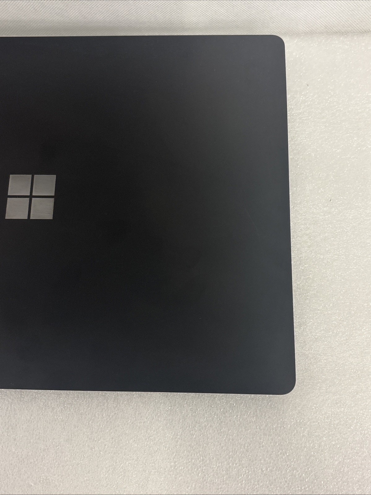 Microsoft Surface Laptop 6 13.5″ (256GB, Ultra 5, 16GB) Black