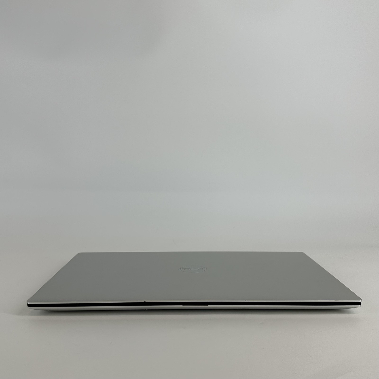 Dell XPS 15 9520 Silver FHD+ 2.5 GHz i9-12900HK 32GB 512GB SSD RTX 3050 Ti