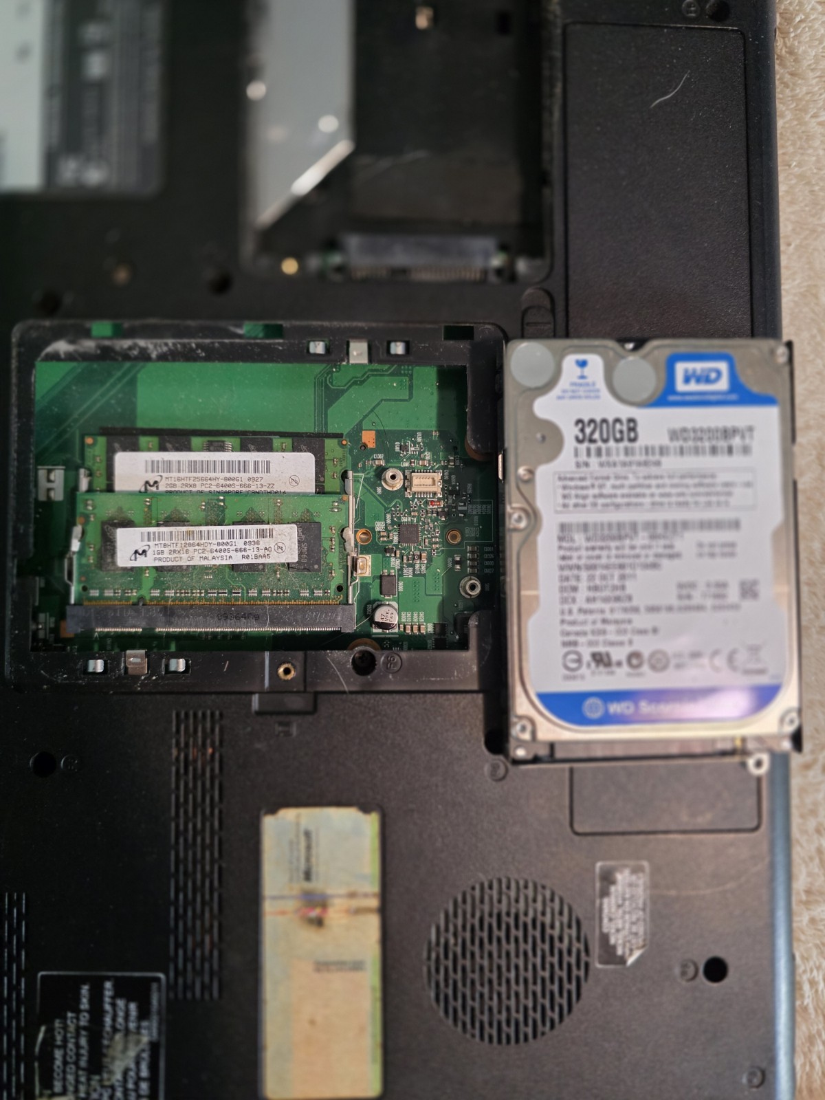 Toshiba Satellite L505D-S5983 AMD DUAL-CORE @ 2.0GHz 2GB RAM 320GB HDD PARTS