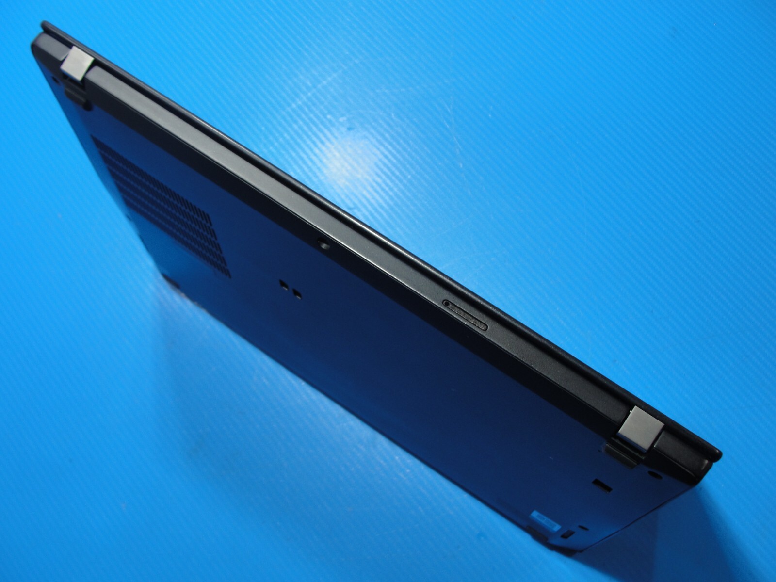 Lenovo ThinkPad T14s Gen 1 14” FHD Intel Core i5-10210U 1.6GHz 8GB SSD 256GB