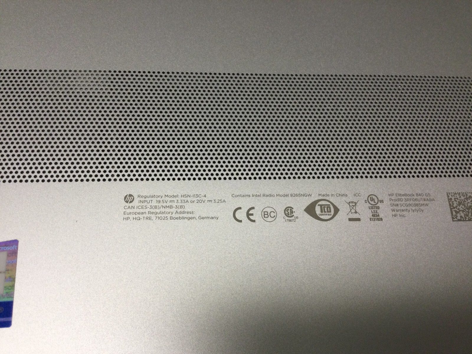 HP EliteBook 840 G5 14″ AMD RYZER 3 PRO 3TH GEN 2.10GHz 16GB RAM 128GB SSD