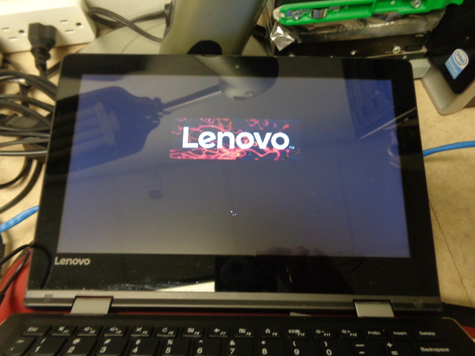 Lenovo Ideapad Flex 4-1130 Celeron N3350 2GB RAM 64GB WIN 10 Touch