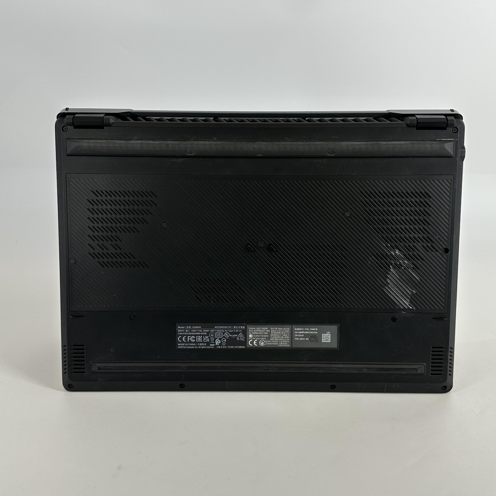 Asus ROG Zephyrus M16 GU603 16 QHD+ 240Hz 2.6GHz i9-13900H 16GB 1TB SSD RTX 4070