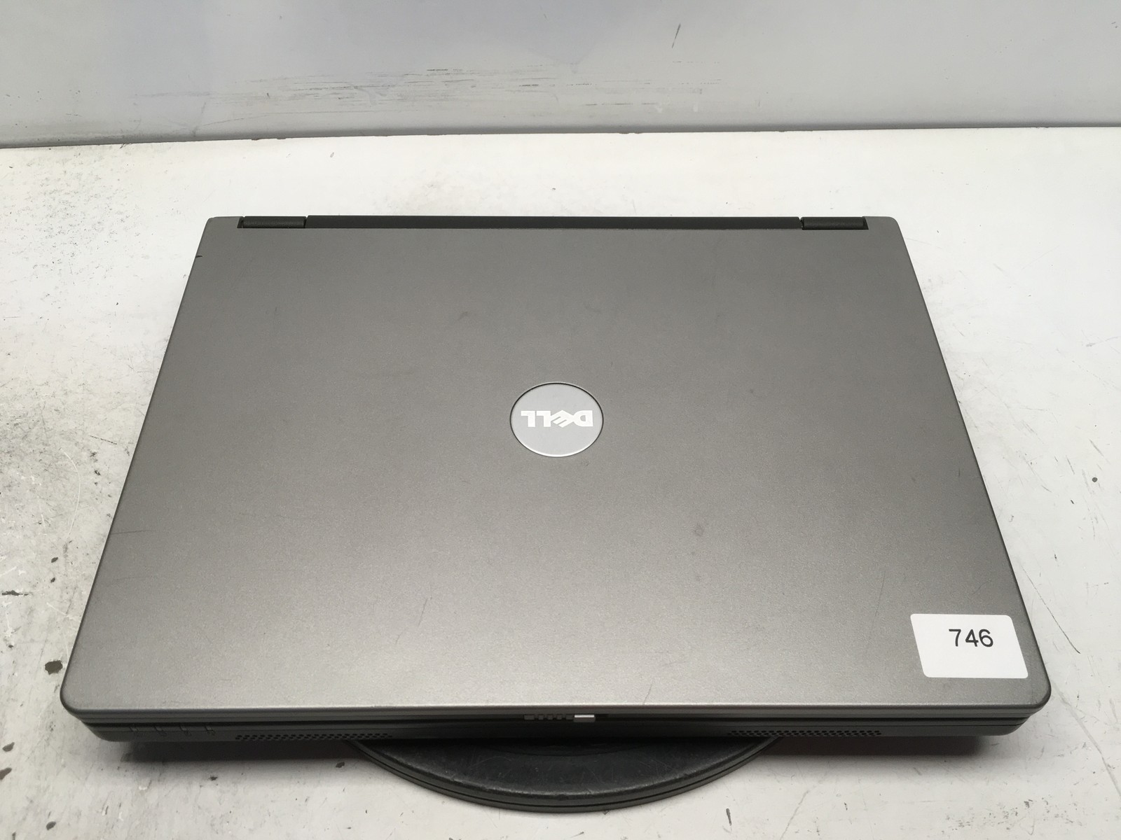 Dell Inspiron 1300 Intel Celeron M 06D8 1.4GHz 2 GB NO HDD No Batt