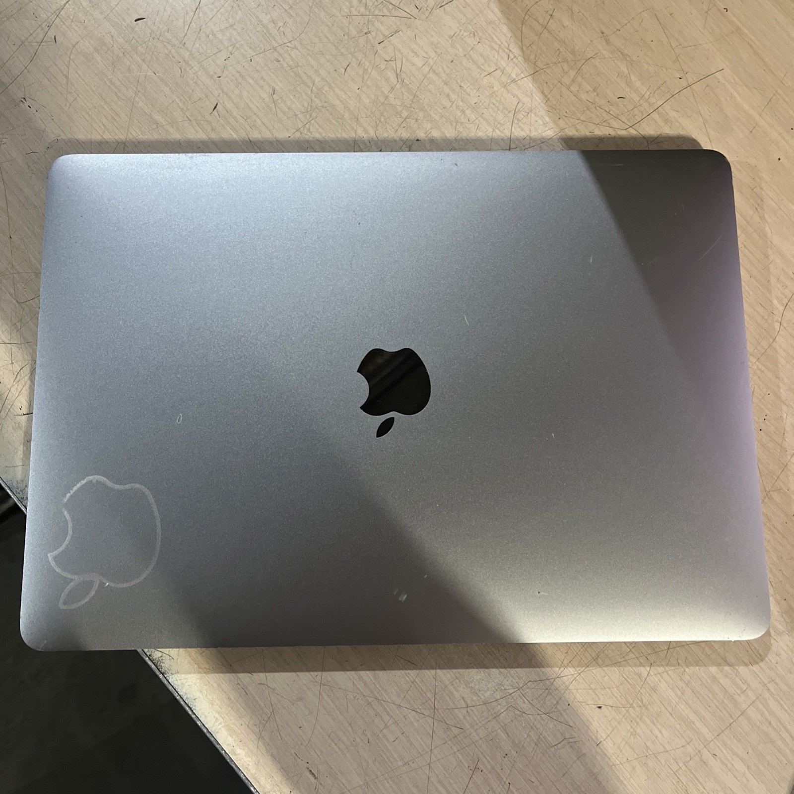 APPLE MACBOOK PRO 13″ TOUCH/MID-2017 CORE I5-7267U 3.1GHZ 8GB RAM 256SSD
