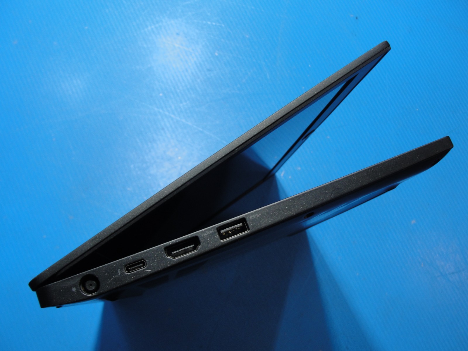 Dell Latitude 7290 12.5”HD Intel Core i5-8350U 1.7GHz 8GB RAM 256GB SSD +Charger