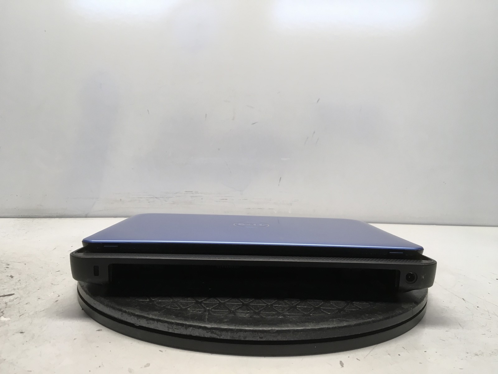 Dell Inspiron Mini 1012 Intel Atom N450 1.66GHz 2 GB NO HDD No Batt