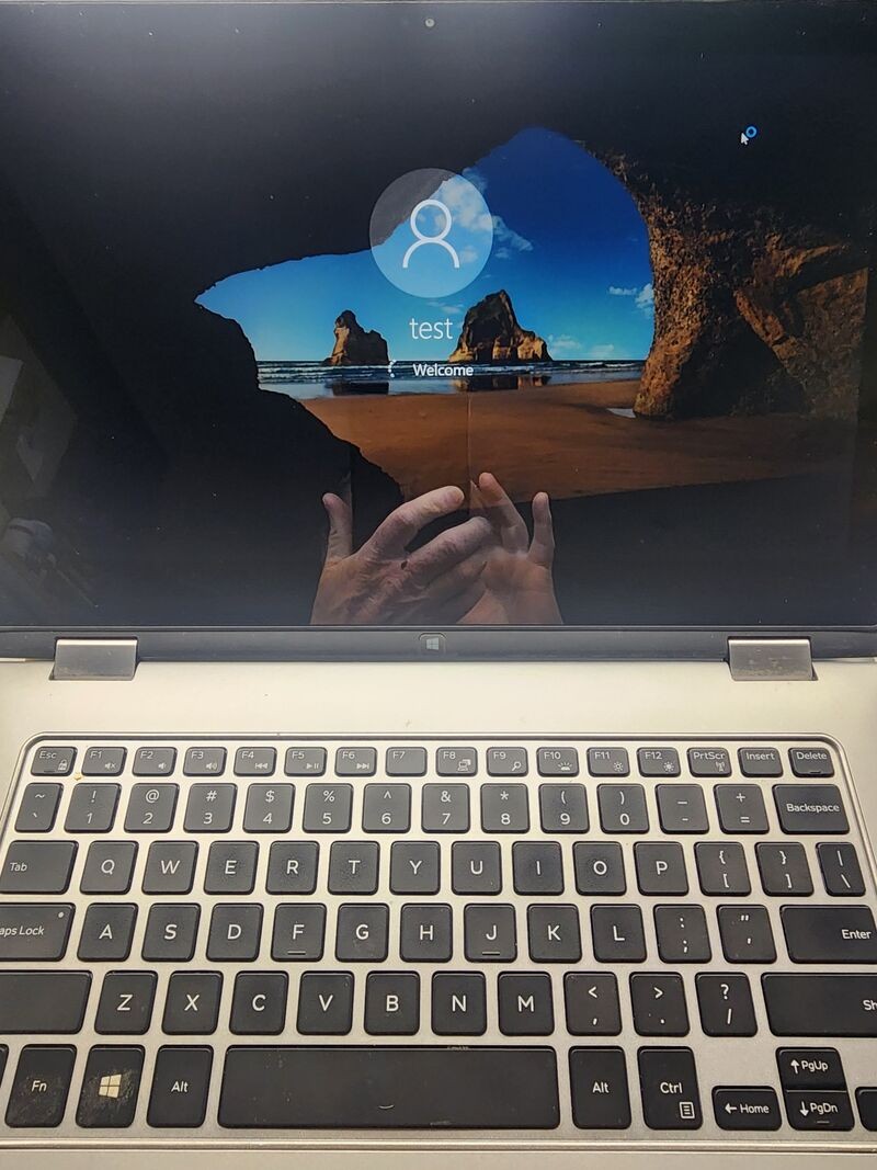Dell Inspiron 13.3in 7000 Series of 2-in-1 touchscreen laptop