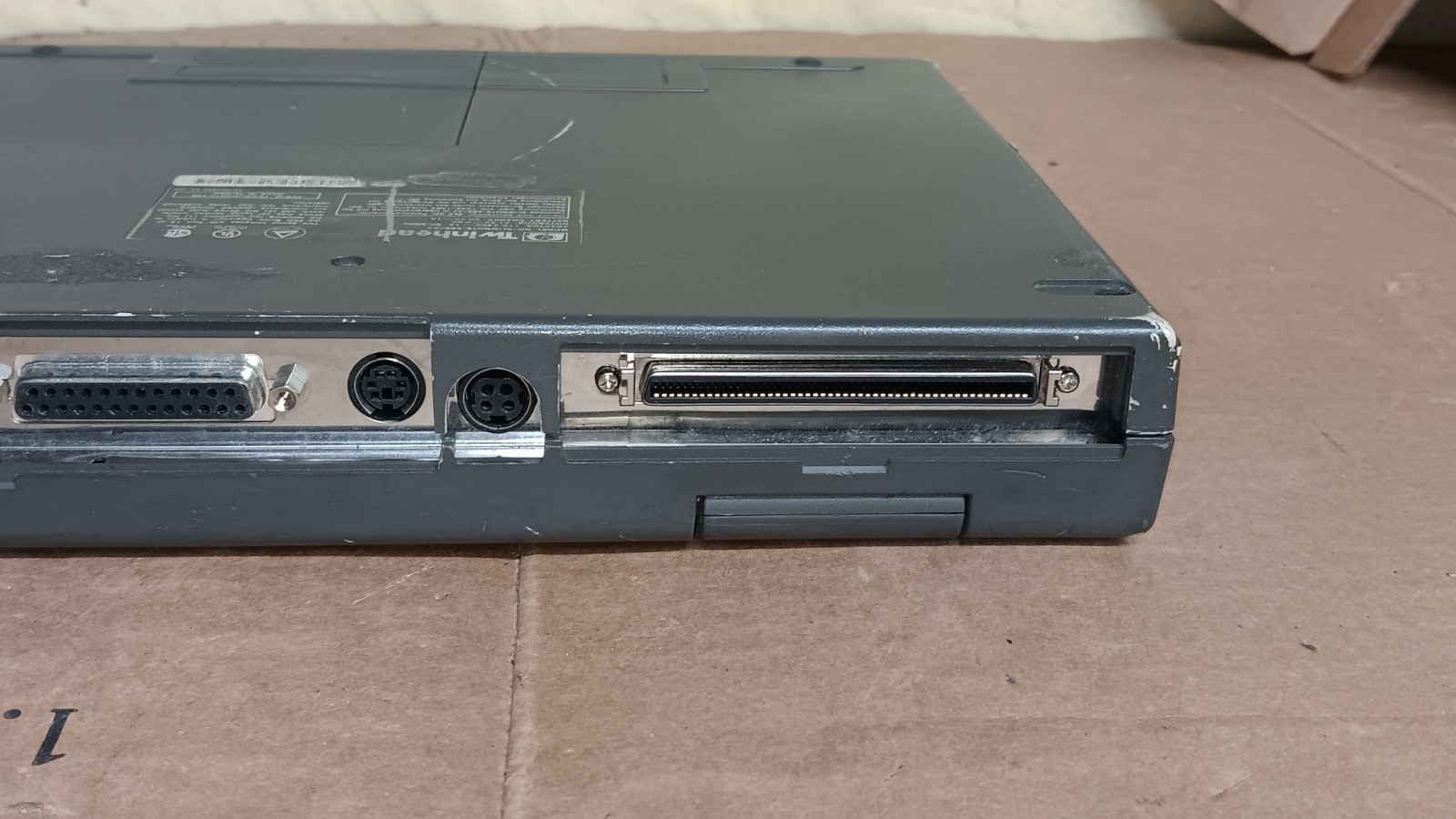 Vintage 1992 Twinhead SlimNote 486/33 Laptop Intel 486DX @ 33MHz processor Parts
