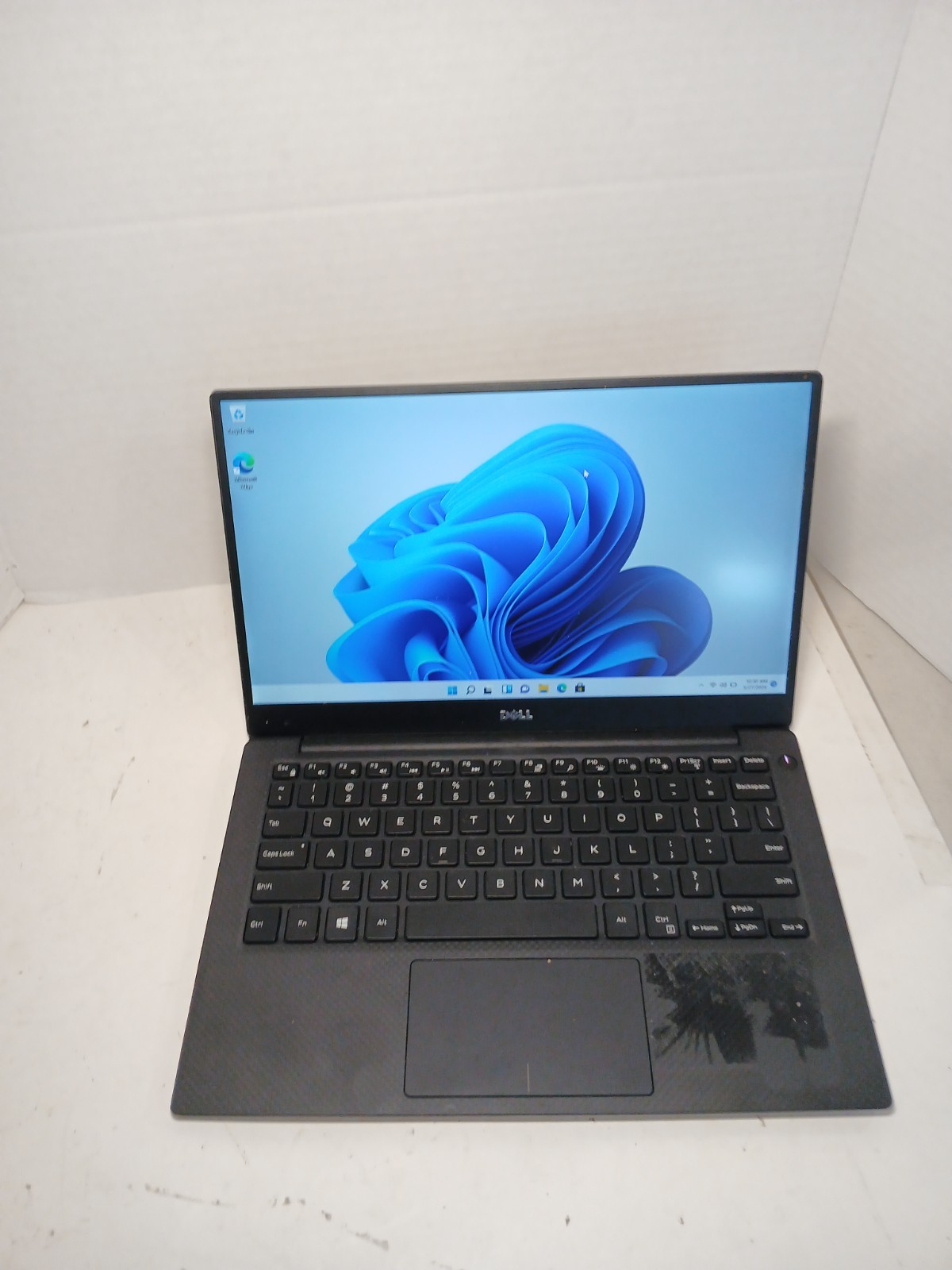 Dell XPS 13 9343 13.3″ i5-5200U 2.20GHz 4GB RAM 256GB SSD Win11 #97