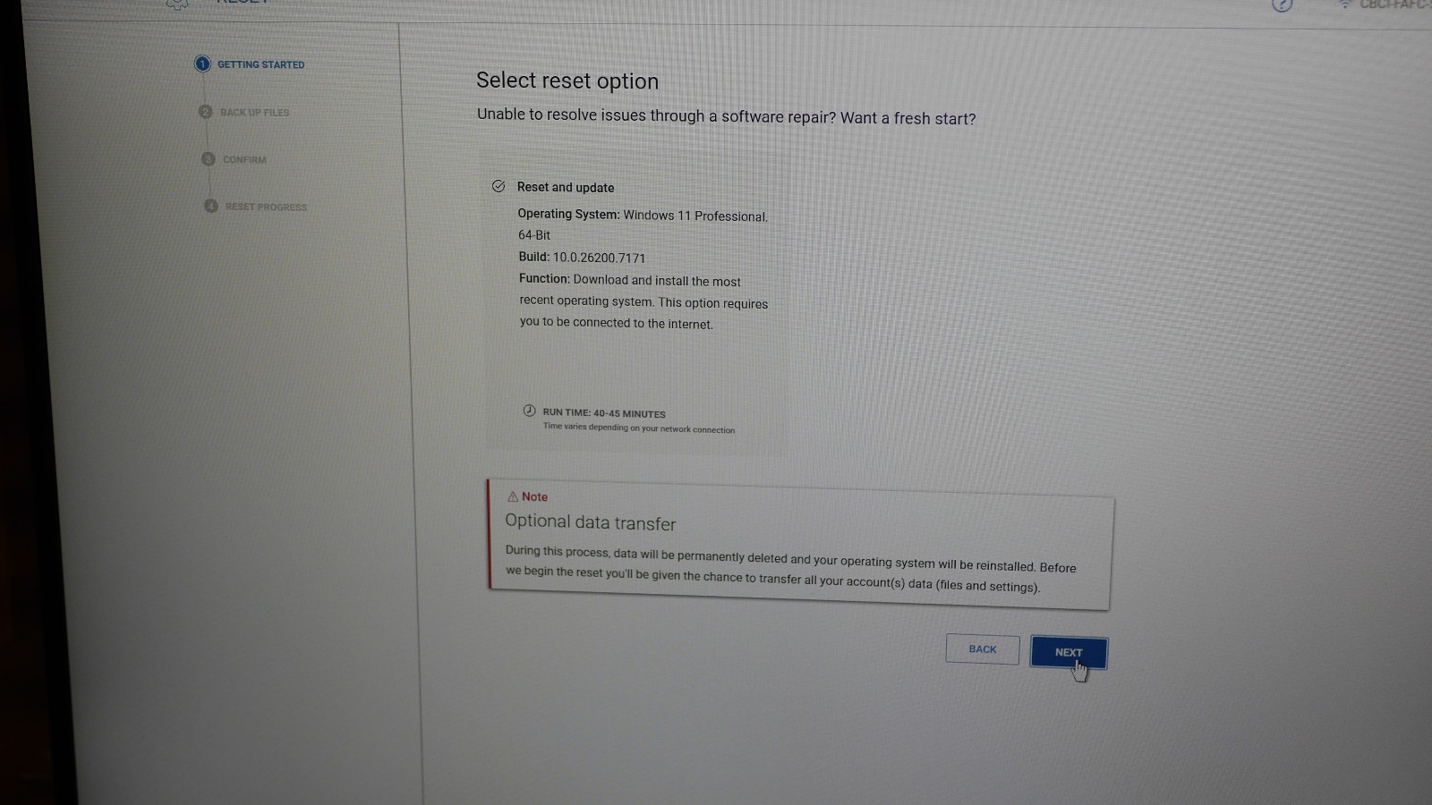 Dell Pro Max 14 MC14250 14″ 1TB 2.2GHz 32GB RAM Intel Core Ultra 7 (H90001236)