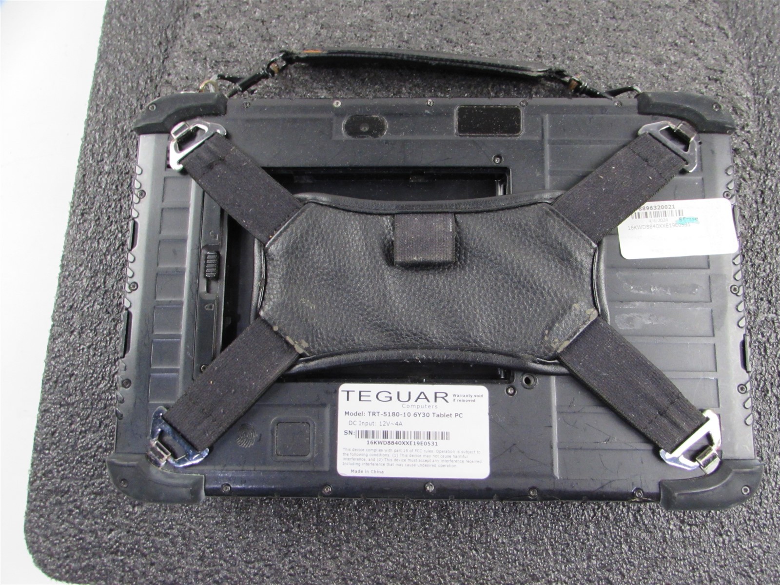 TEGUAR RUGGED TABLET PC TRT-5180-10 CORE M3-7Y30 NO SSD 8GB RAM NO O.S/BATT