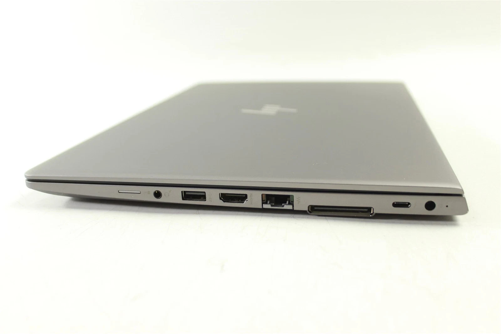 HP ZBook 14u G6 Core i7-8565u 16GB 512 NVMe AMD Pro WX3200 Win 11 Office 2021