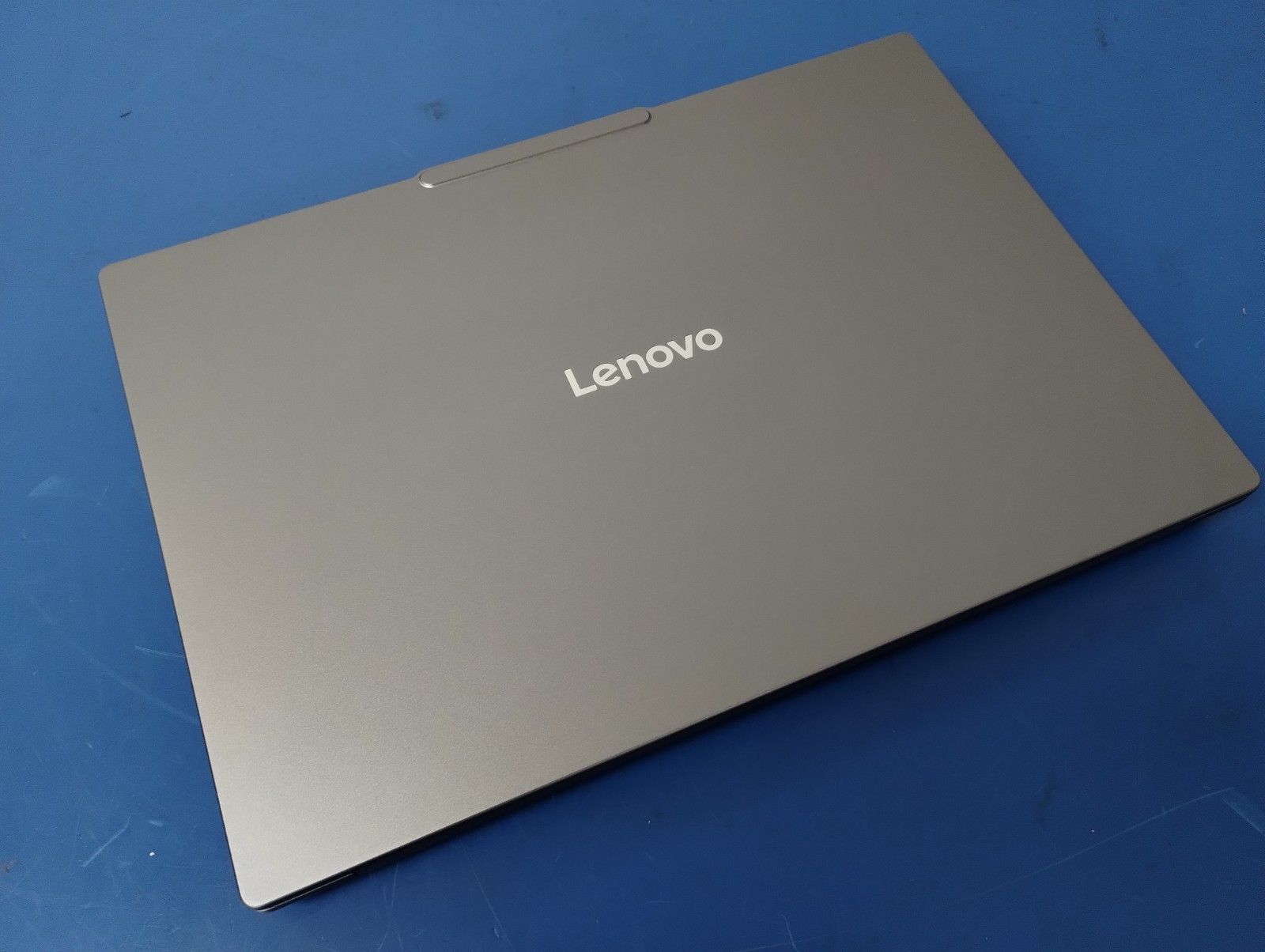 Lenovo IdeaPad Pro 5 16IAH10, Intel Core Ultra 9 285H, 32 GB RAM, 1 TB NVMe SSD