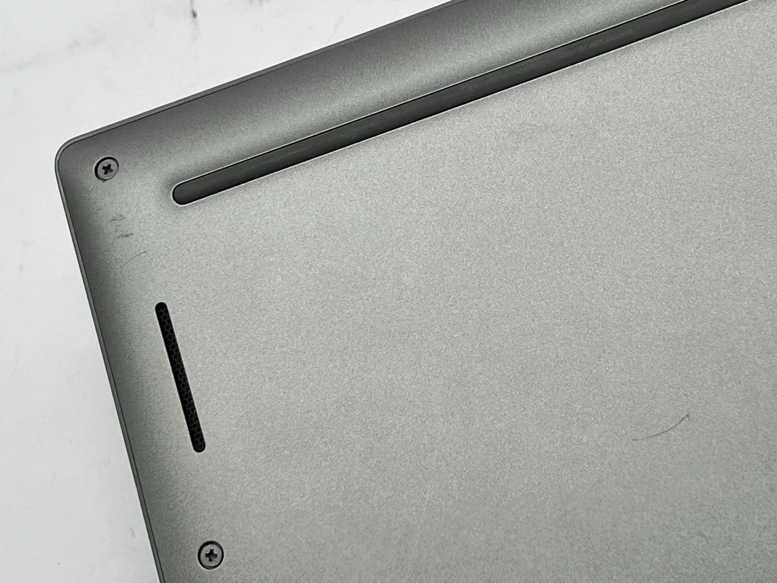 Dell Latitude 5320, i5-1135G7, @ 2.40GHz, 8GB RAM, 256GB NVMe-No OS/Adapter