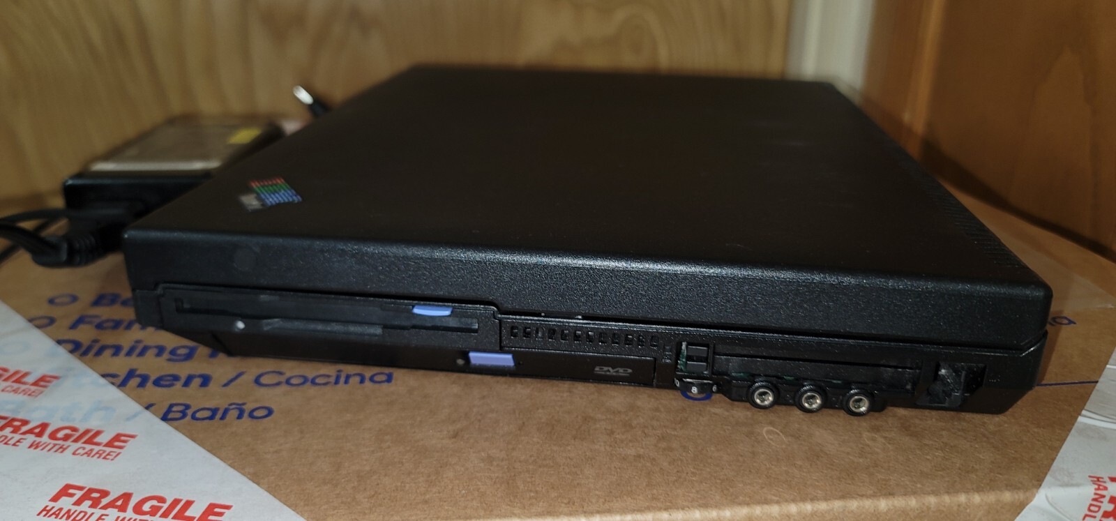 Vintage IBM THINKPAD iSerie Laptop Computer TYPE 2627 Works Exct