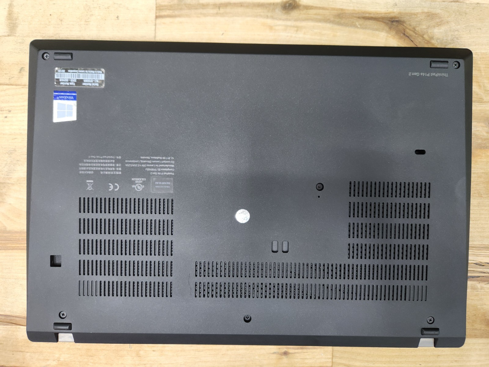 Lenovo ThinkPad P14s Gen 2 14″ FHD i7-1165G7 32GB 512GB SSD Nvi. T500 Win 11 P ~