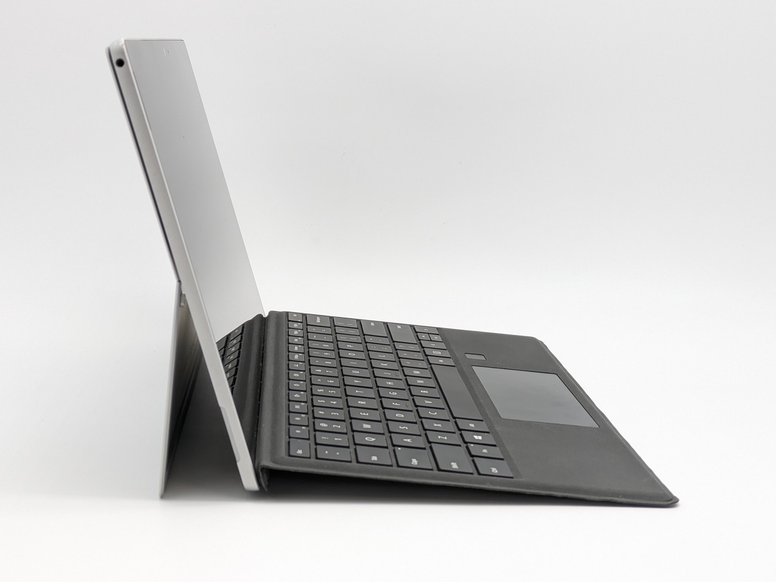 Microsoft Surface Pro 6 12.3″ i5-8250U 8GB DDR3 256GB SSD Windows 11 Home