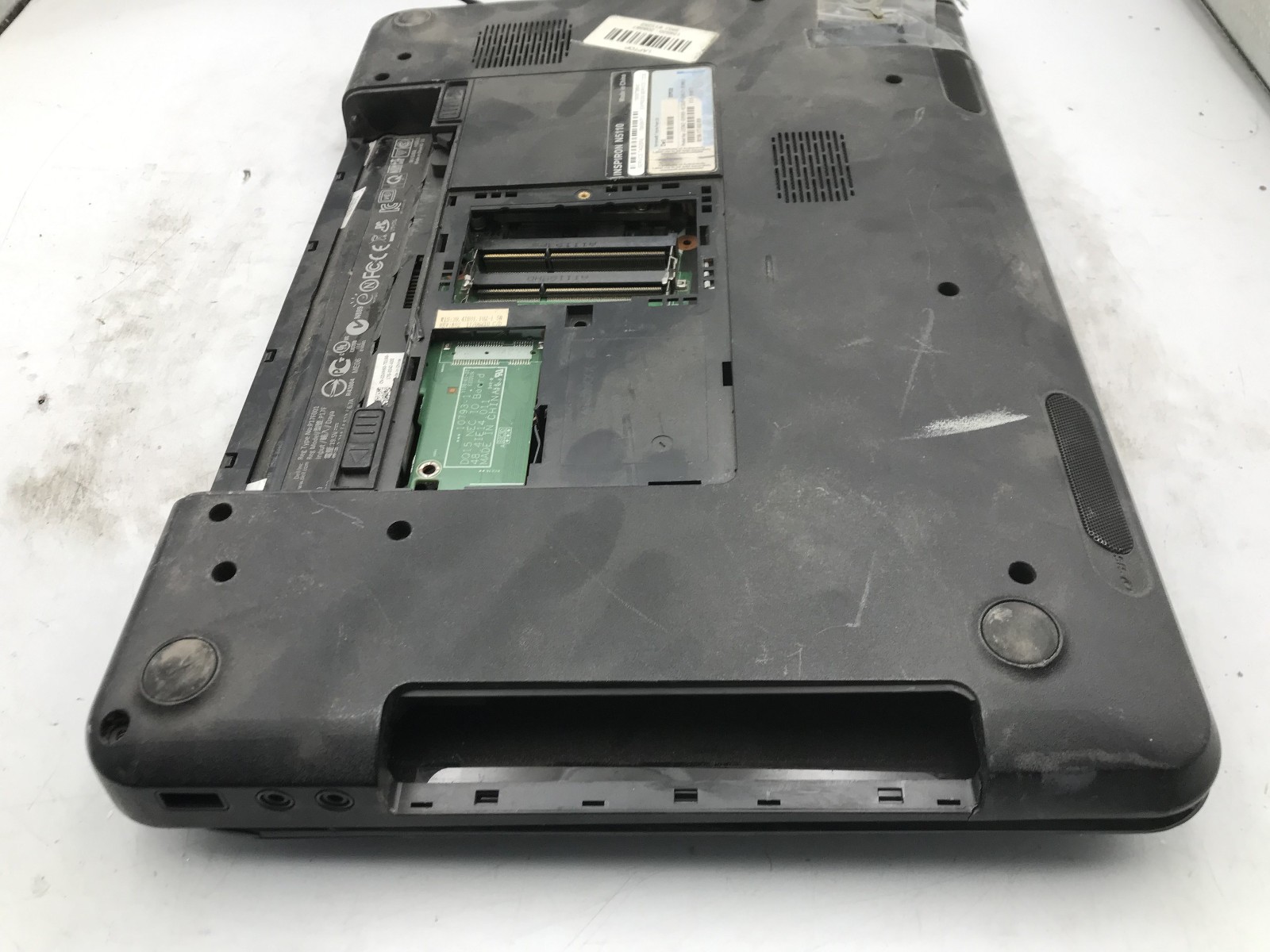 DELL INSPIRON N5110 – FOR PARTS/NO POWER – INTEL I5 2ND GEN – NO RAM – READ -BB
