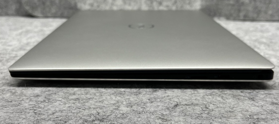 Dell XPS 13 7390 FHD 6-Core i7‑10710U @ 1.10GHz 16GB RAM 512GB NVMe W11 Pro
