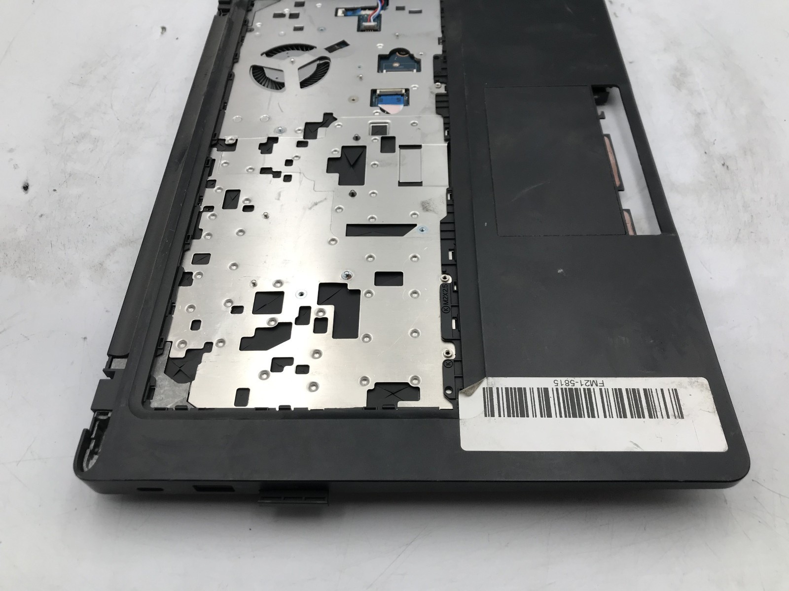 DELL LATITUDE 5480 – FOR PARTS/CORE ONLY – INTEL I5 7TH GEN – NO RAM – READ – BB