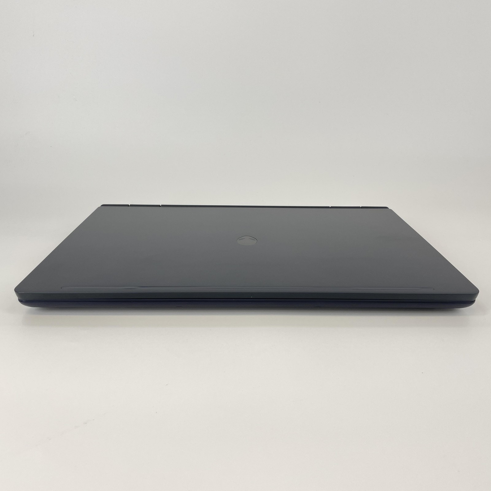 Dell Alienware 16 Aurora 120Hz QHD+ 2.5 GHz Core 7 240H 16GB 1TB SSD RTX 5050