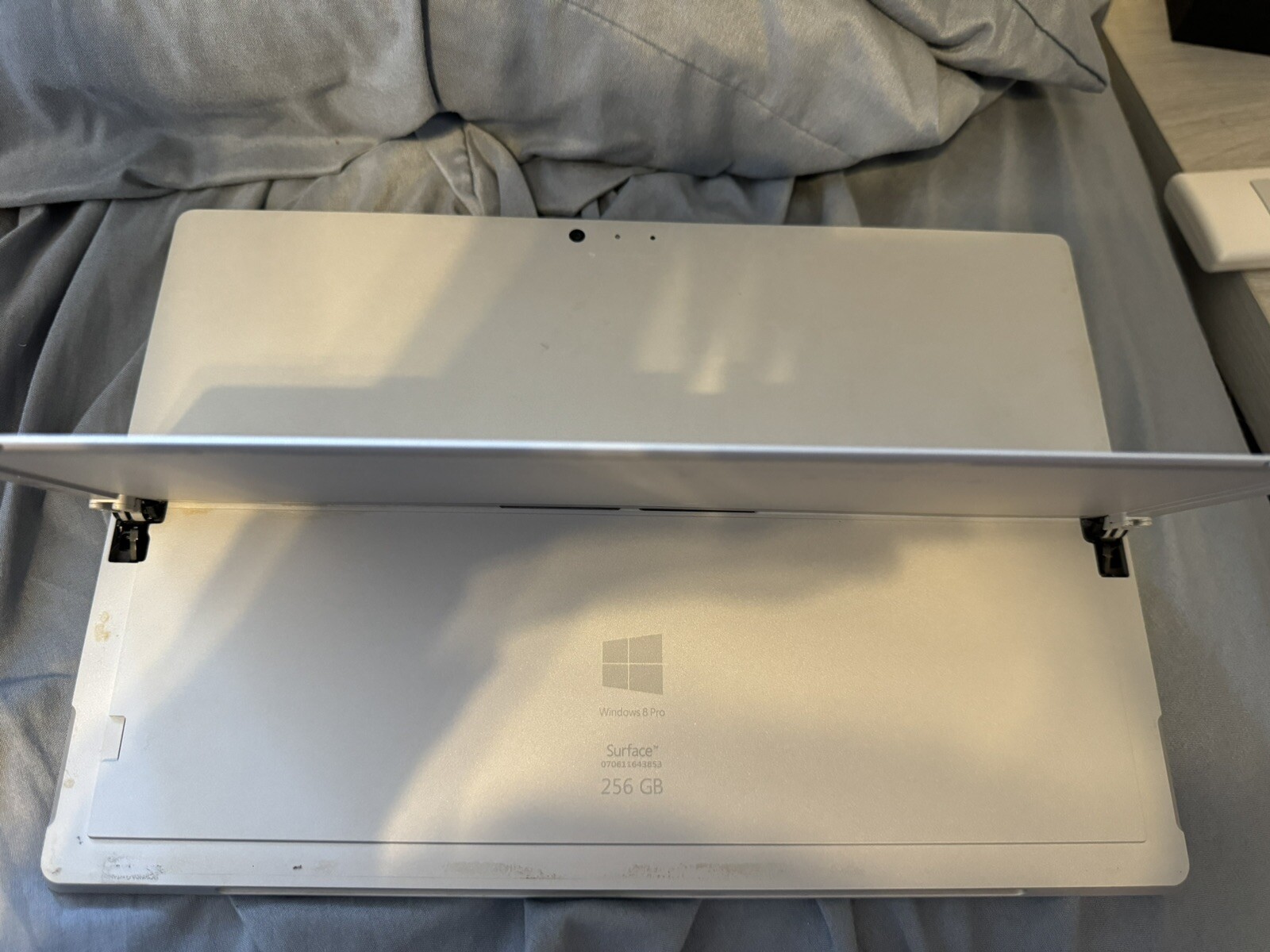 Microsoft surface pro 3 i5-4300u 8gb 256GB keyboard microSD boxed nice working