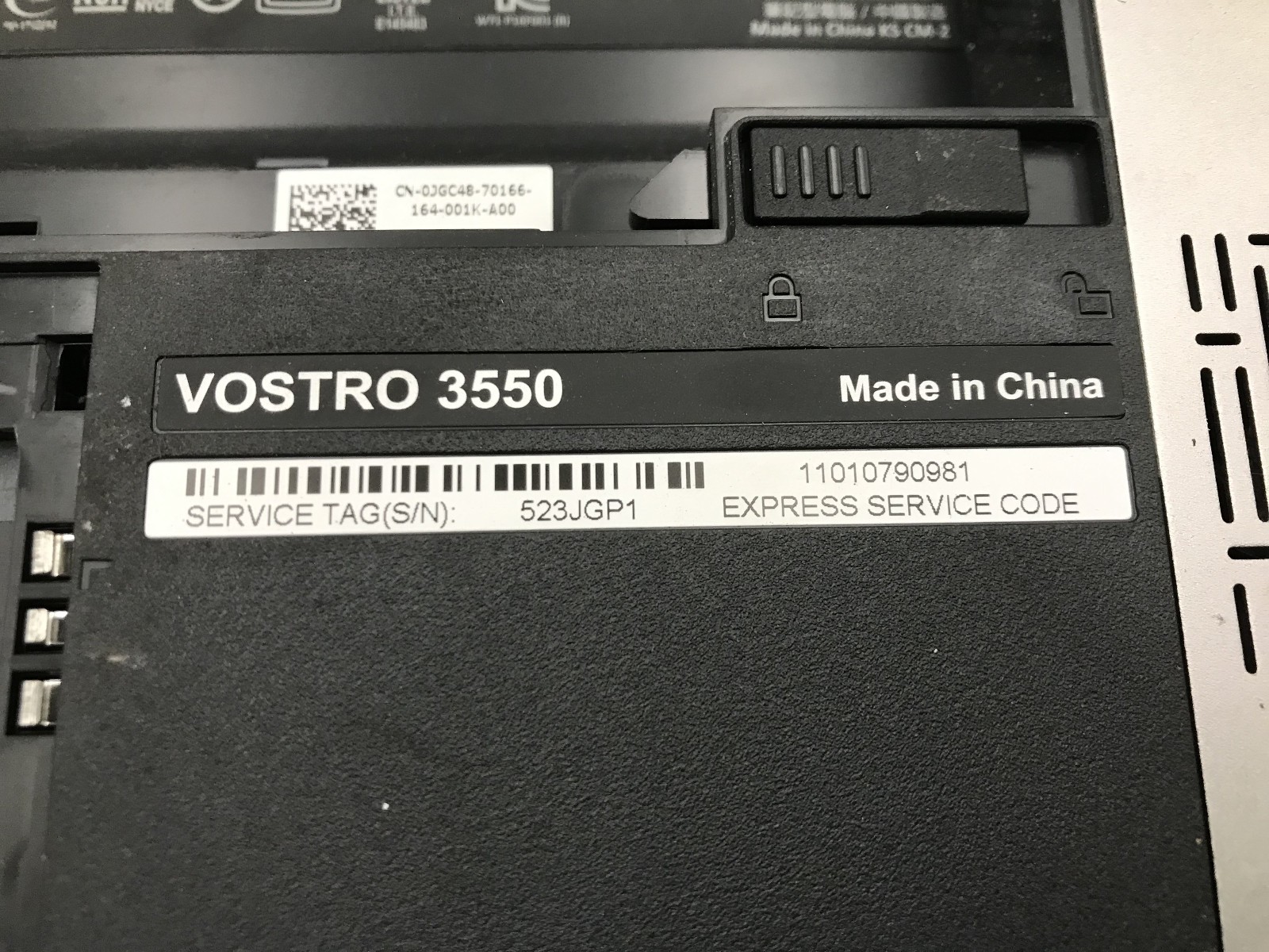 DELL VOSTRO 3550 – BOOTS TO BIOS/BAD LCD – INTEL I3 2310M -NO RAM -15″- READ -BB