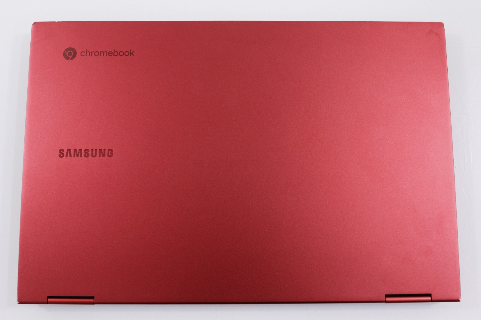 Samsung Galaxy Chromebook XE530QDA: i3-10210U 1.6ghz 16GB 128GB Touch Screen