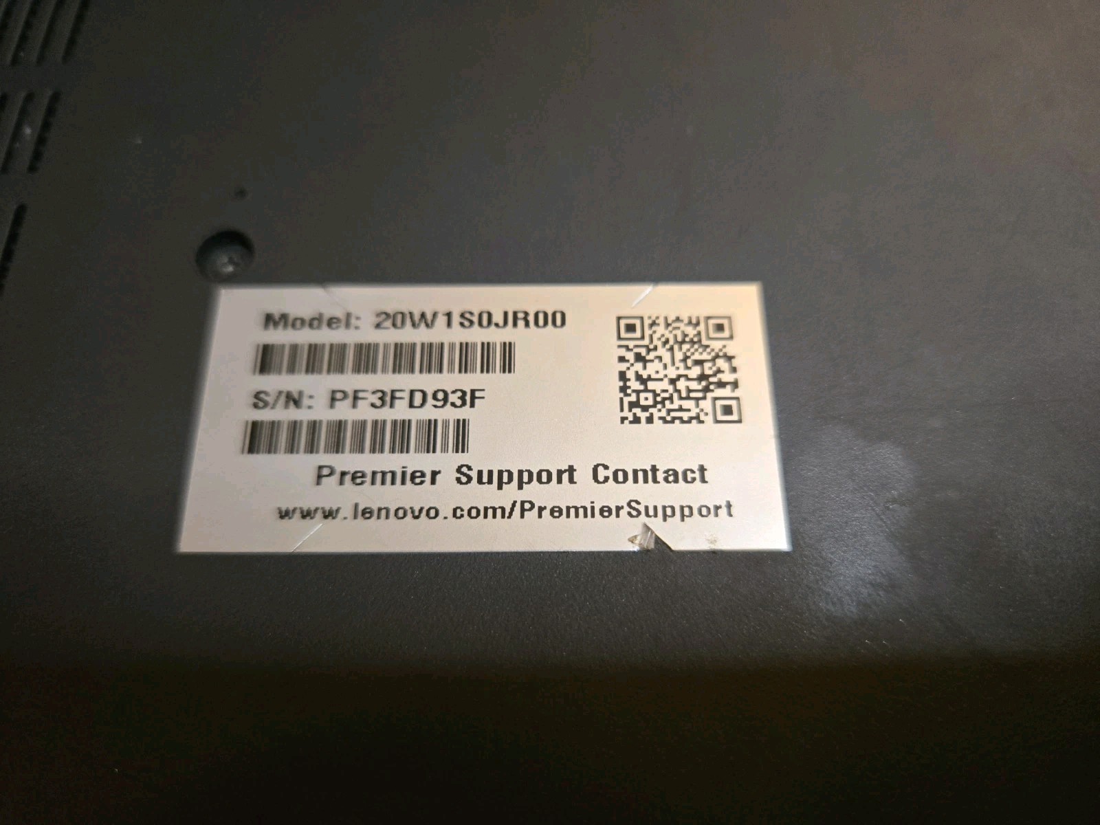 Lenovo ThinkPad T14 Gen 2 I7-1185G7 P14s Black 🖐🏾READ DETAILS👈🏾
