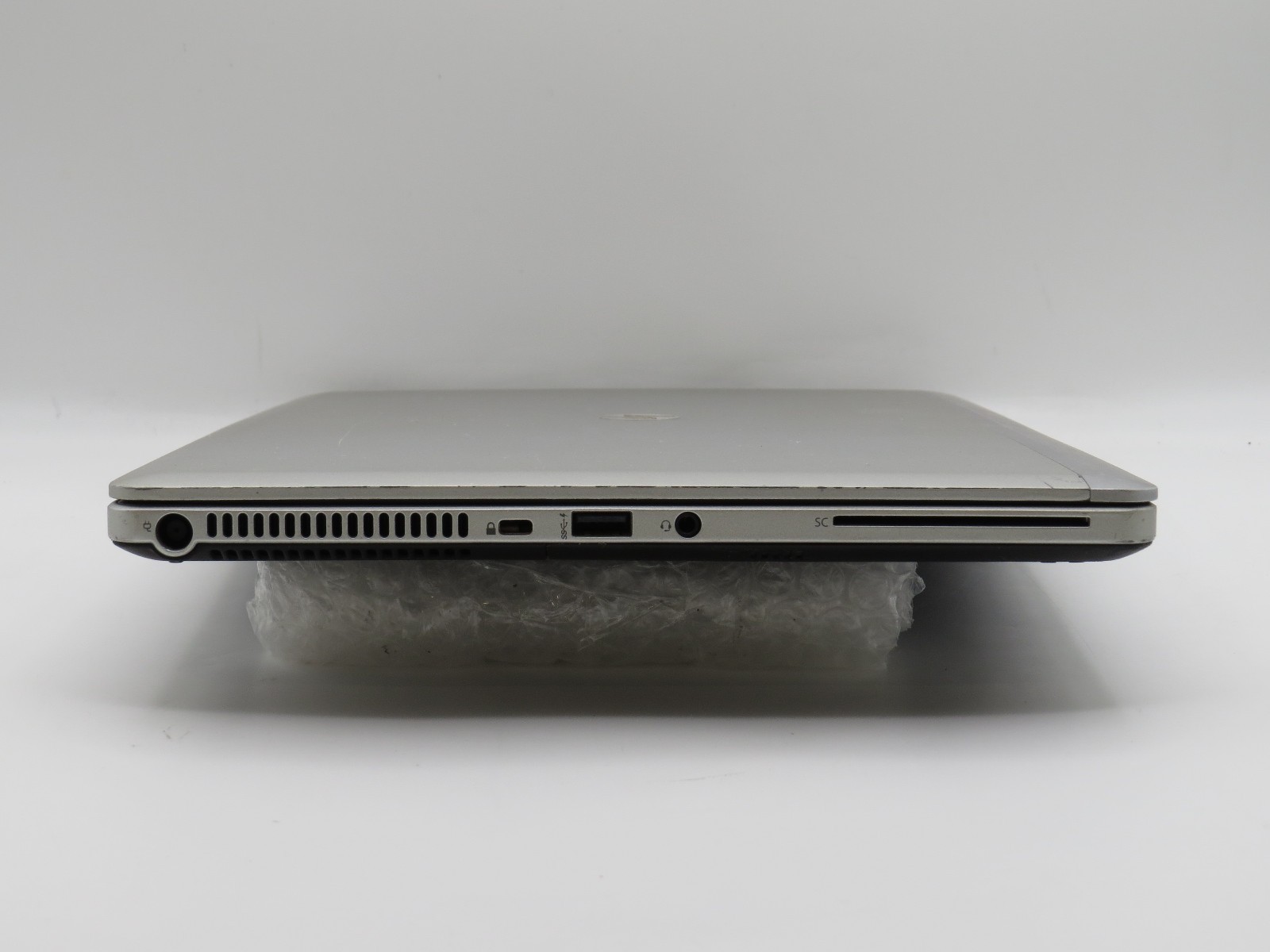 HP EliteBook Folio 9470m i5-3437U @ 1.9Ghz 4GB DDR3 14″ No HDD/OS/AC
