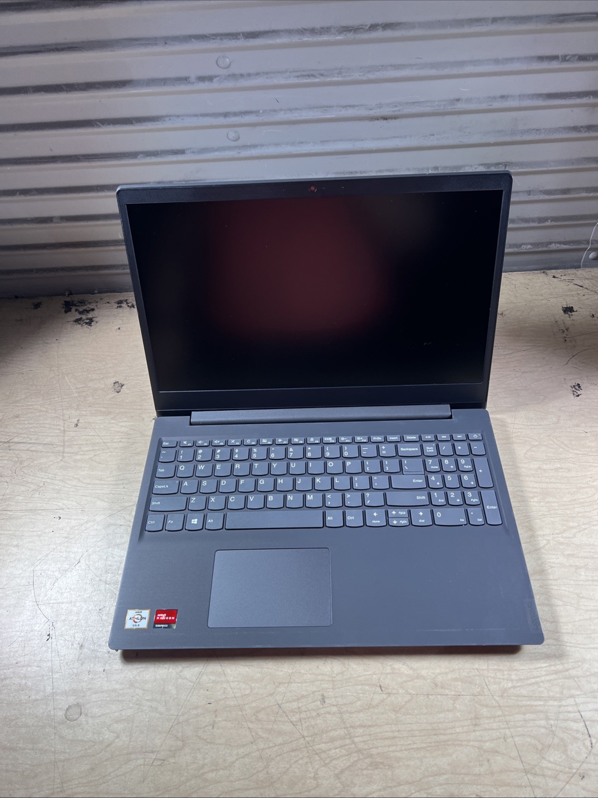 LENOVO V15-ADA AMD ATHLON GOLD 3150U 8GB RAM **NO HD/ NO CADDIE/ NO OS