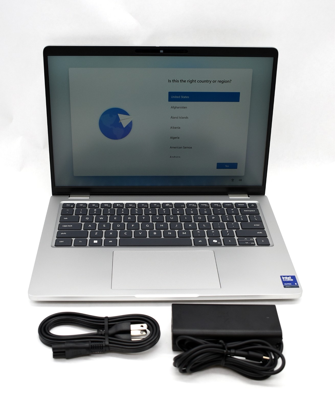Dell Pro Plus PB14250 14″ FHD+ ULTRA 5 235U 16GB Ram 256GB SSD W11P Warranty