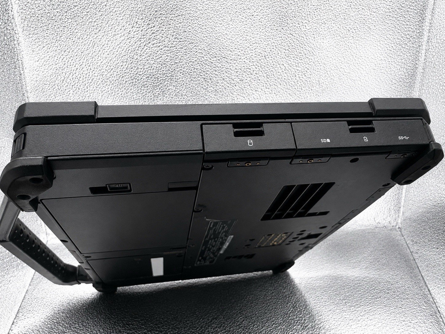 Dell Latitude 5420 Rugged I5-8350U CPU @ 1.70 GHz 8GB RAM 256GB SSD Win11pro