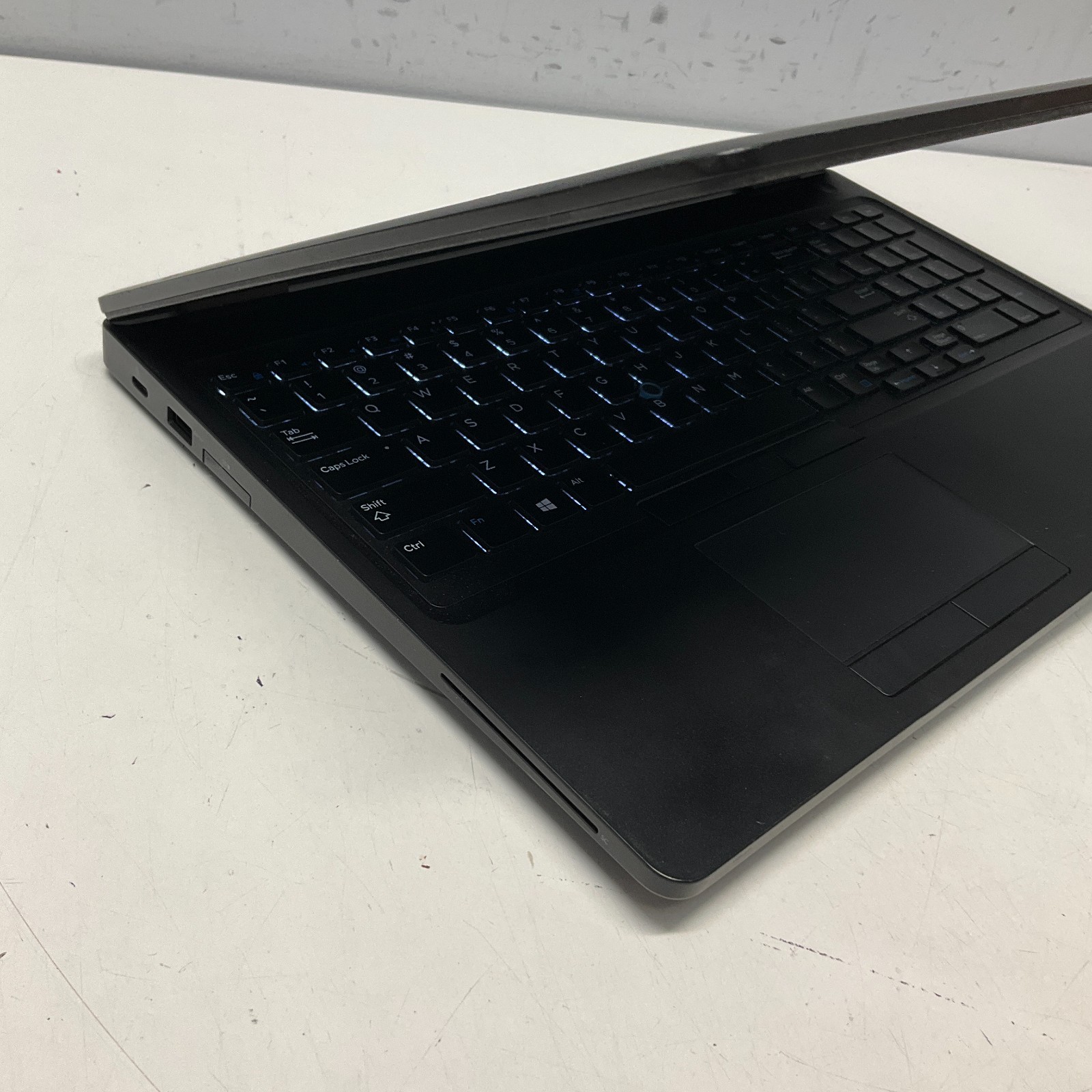 Dell Latitude 5591 Laptop Intel Core i5 8400H 8GB 128GB SSD Windows 11 Pro