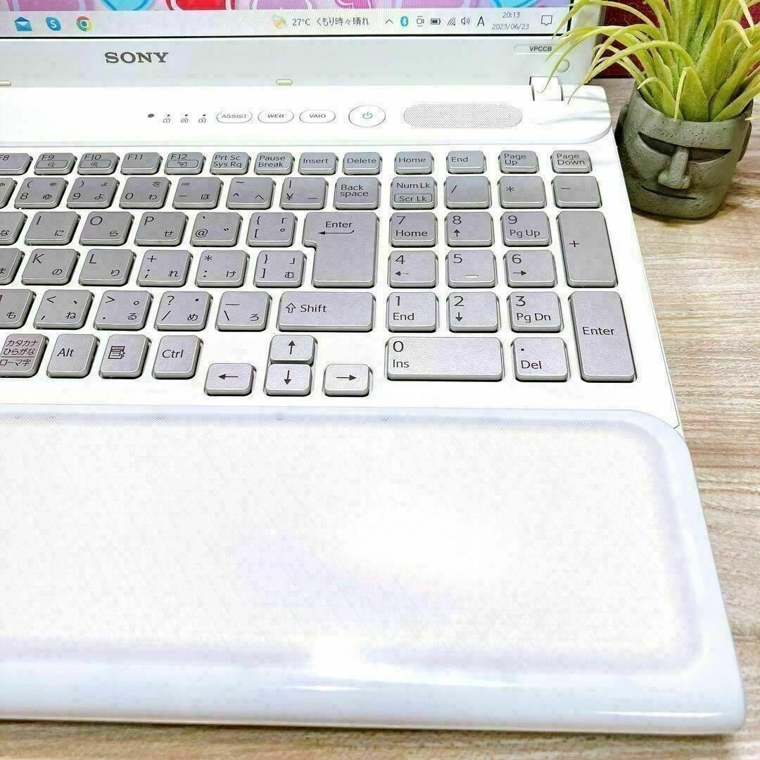 Bargain VAIO laptop with camera, ready to use, housewives and beginners, Blu-ray