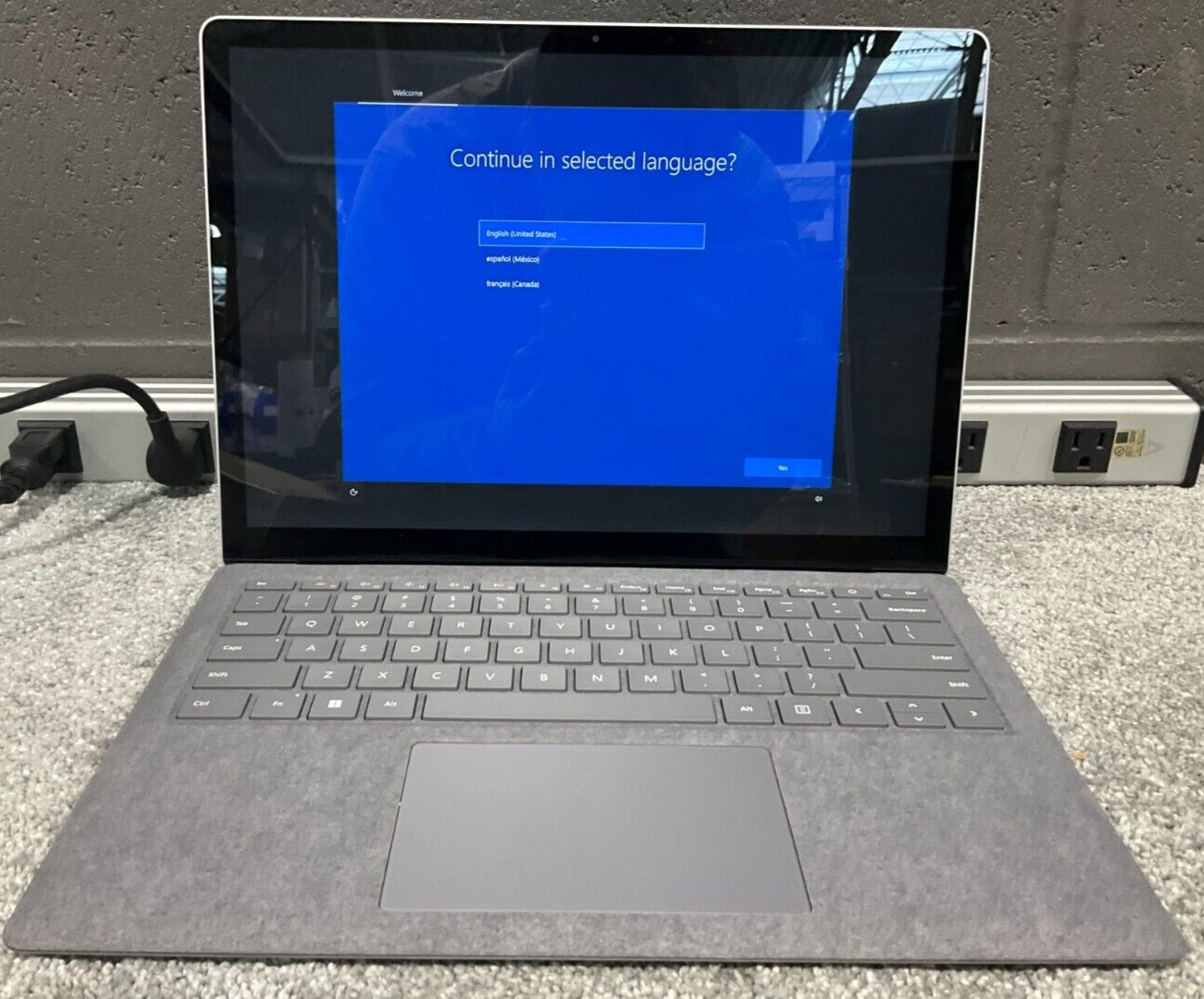 Microsoft Surface Laptop 3 i5-1035G7 8GB 128GB BT5 WiFi6 13.5T W10P PKS-00001