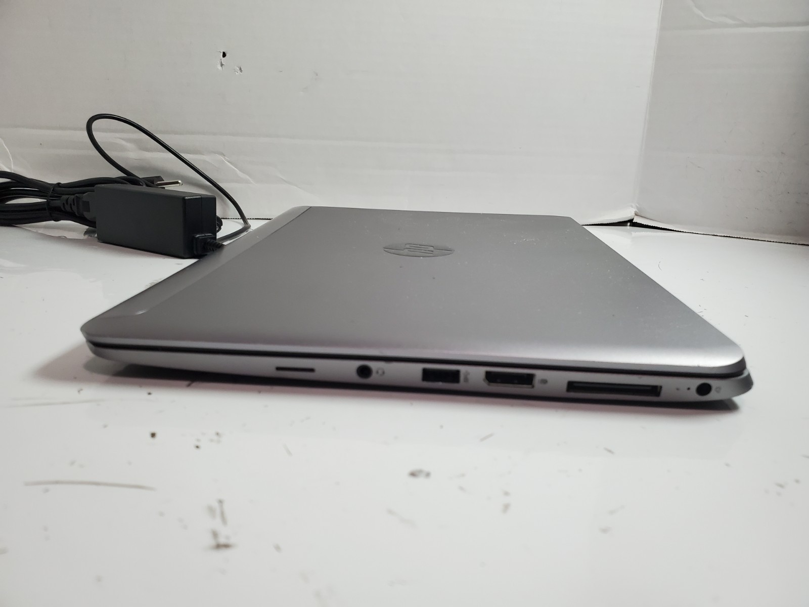 HP Elitebook Folio 1040 G1 14″ Intel Core i5-4300U 1.9GHz 8gb RAM 180GB HD Win