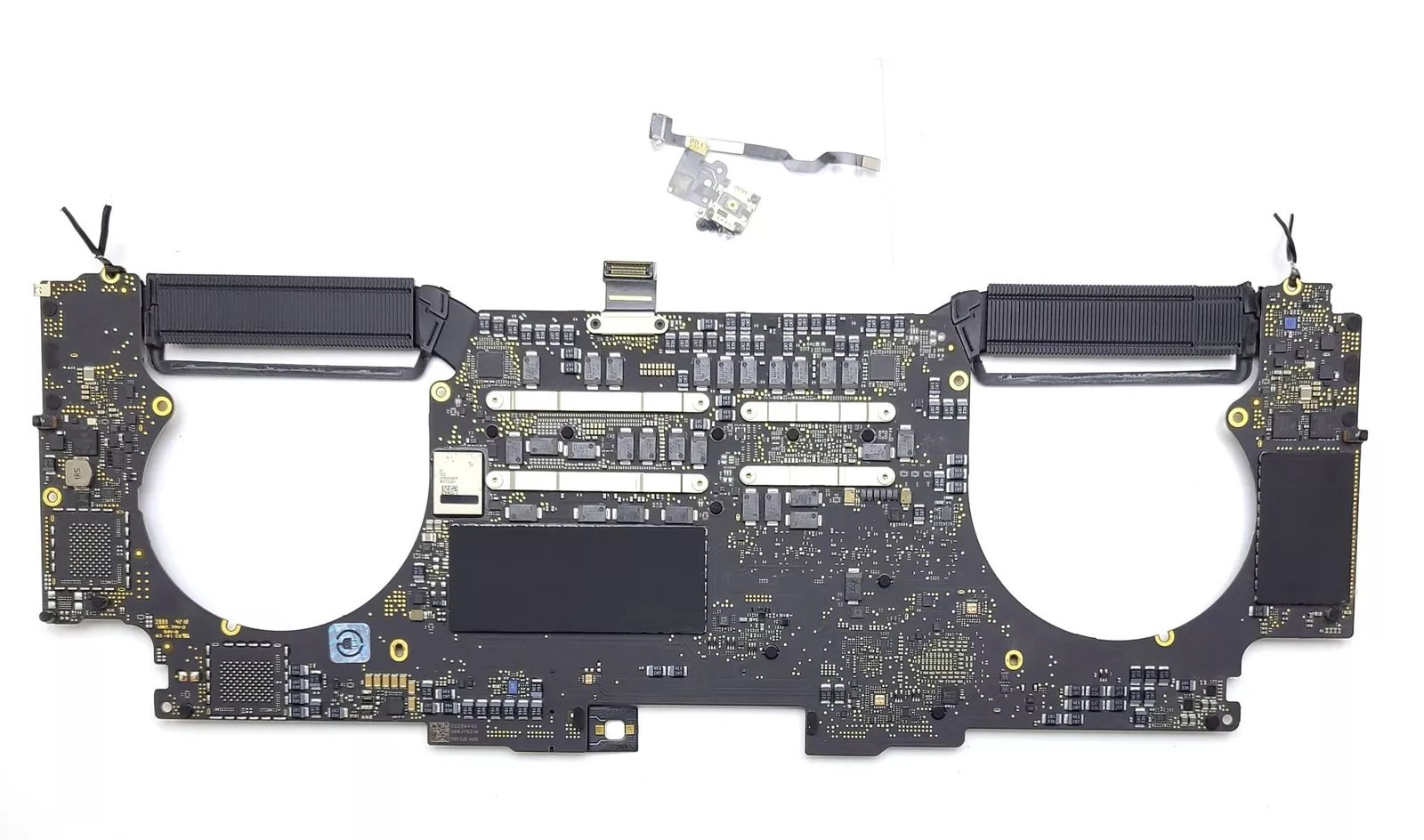 MacBook Pro 15″ A1990 2018 i7 2.2Ghz 16GB 256GB 555x-4GB Logic Board 820-01041-A
