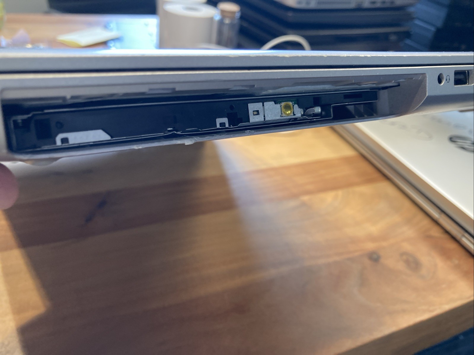 HP ProBook 450 G4 i5-7200U 2.5GHz No Drive No RAM 15.6in READ