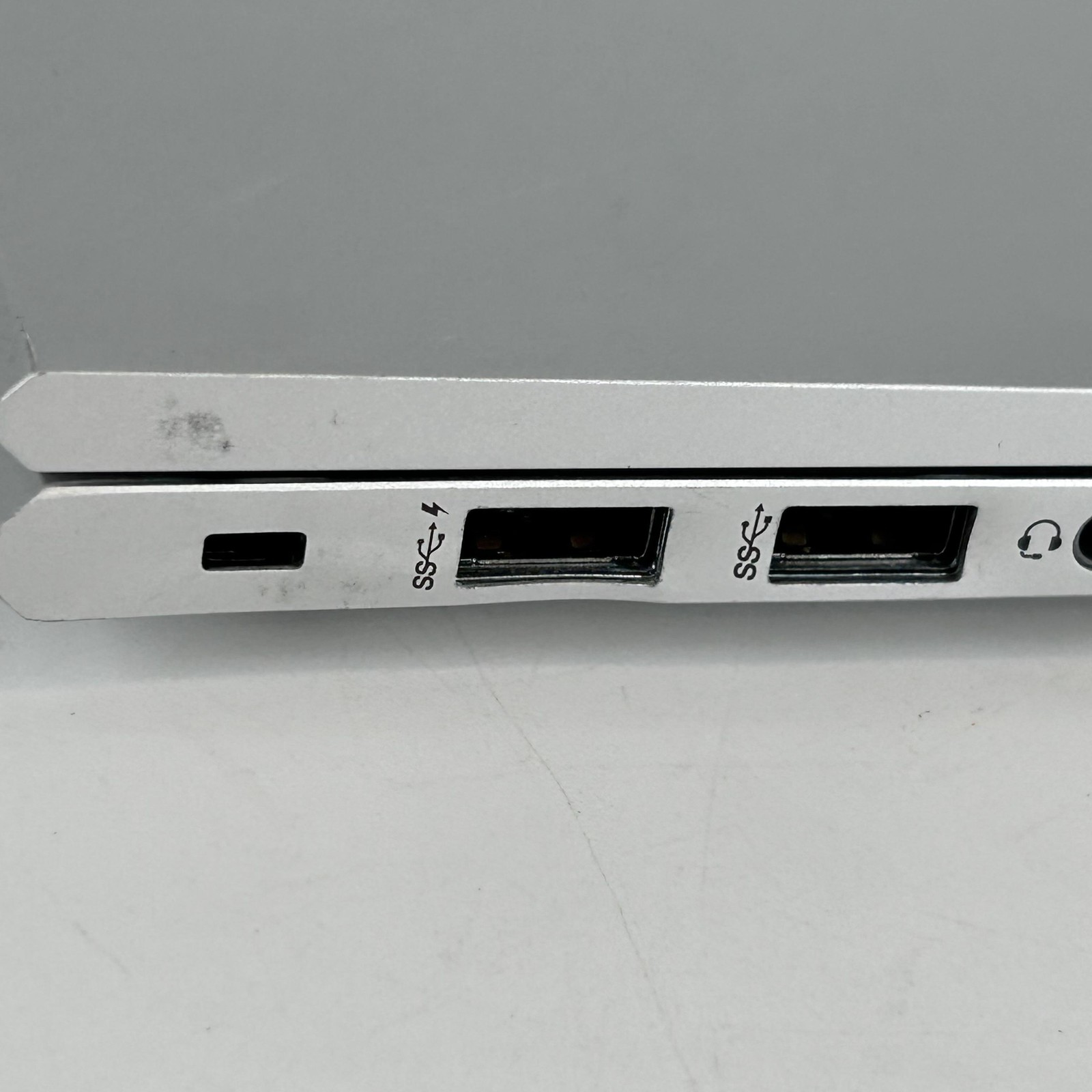 HP Elitebook 840 G8 14 Silver FHD i7-1185G7 3.00GHz 16GB 512GB SSD Excellent
