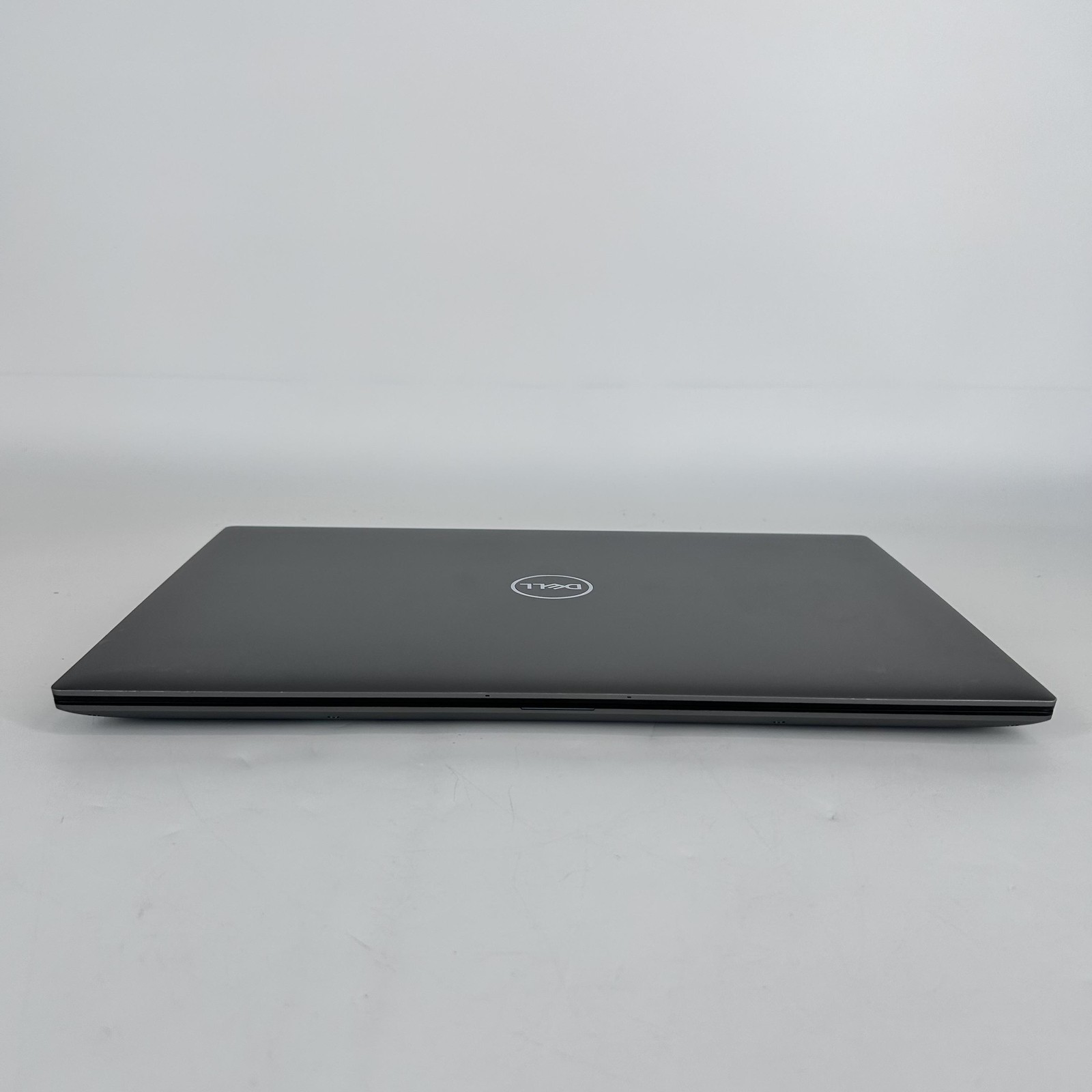 Dell Precision 5680 16 FHD+ 2.5 GHz i7-13800H 32GB 512GB SSD RTX 2000 Ada