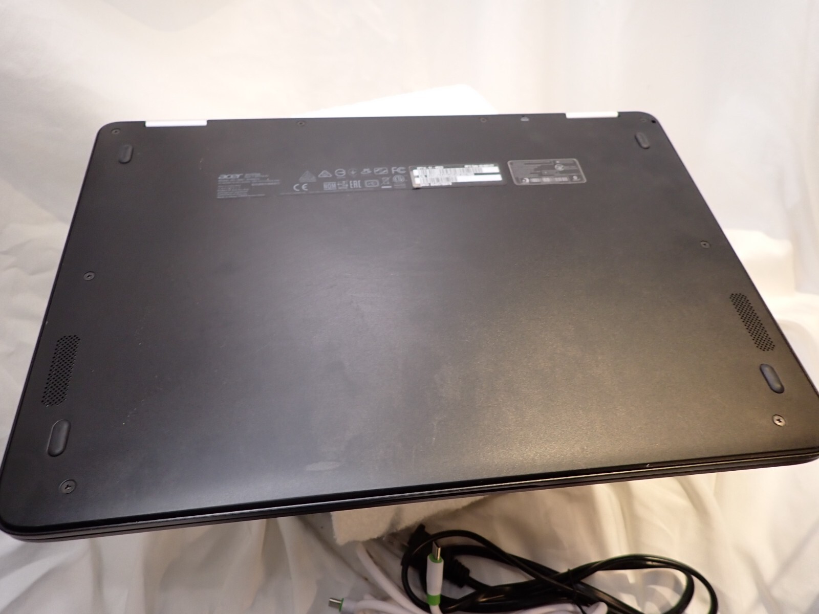 Acer Spin 714 14 Touchscreen Convertible Laptop Tablet Intel i7 8GB 256GB Win 10