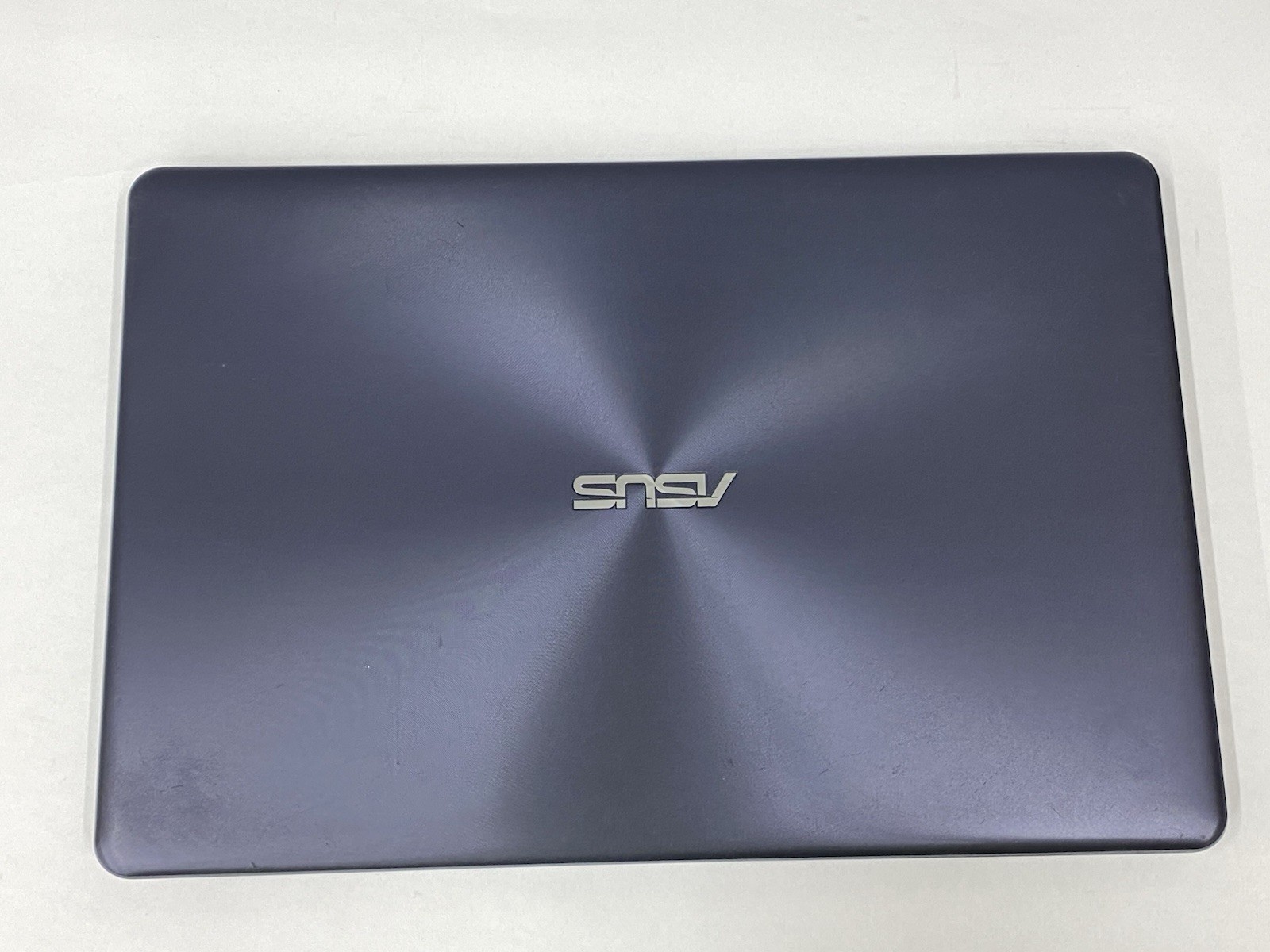 Lots of (3) Asus X510UA Grade B Non-Touch FHD i5-8250u No RAM No SSD No OS-READ