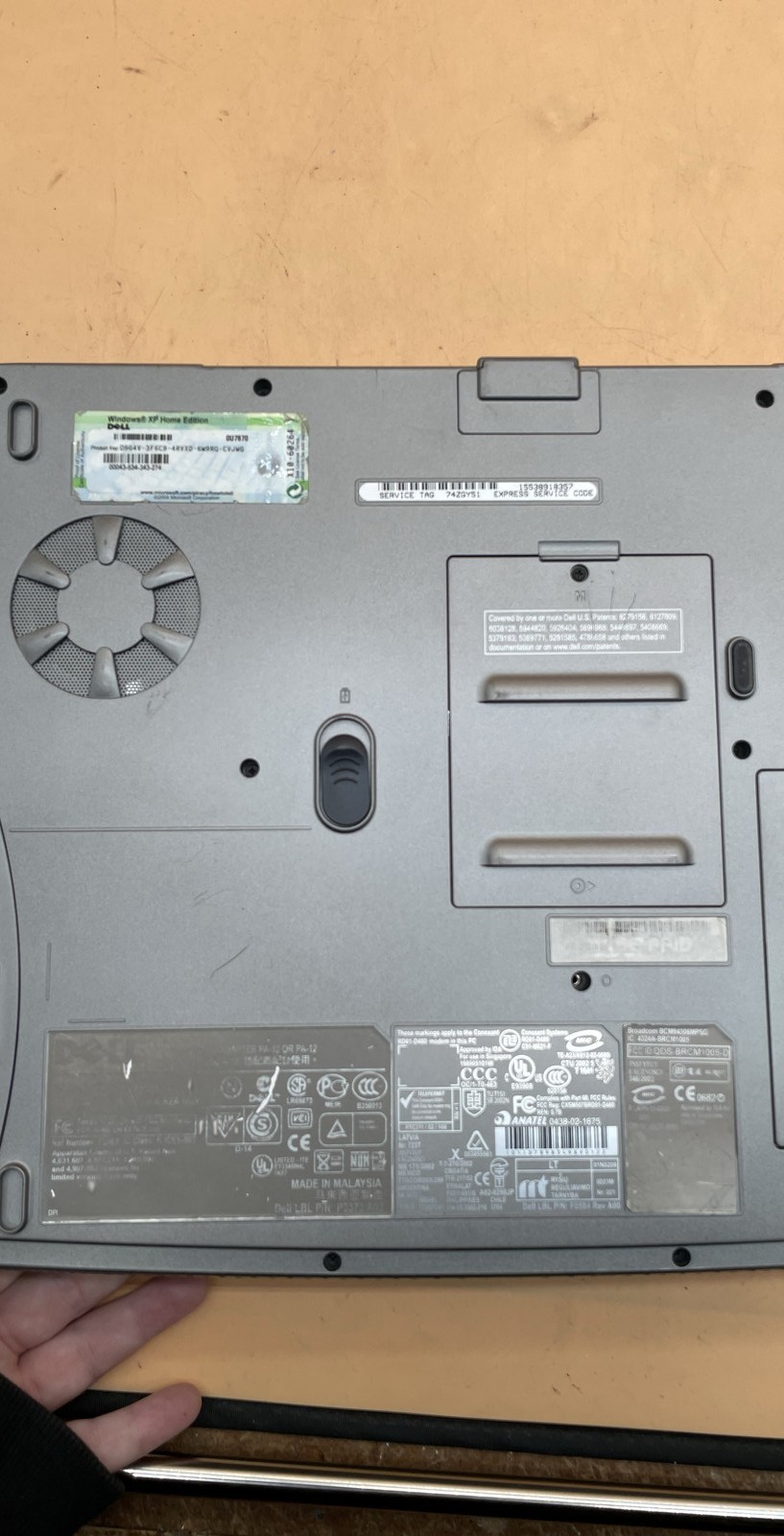 Dell Inspiron 1150 14-inch & Latitude E6420 14-inch No HDD for Parts/Repair