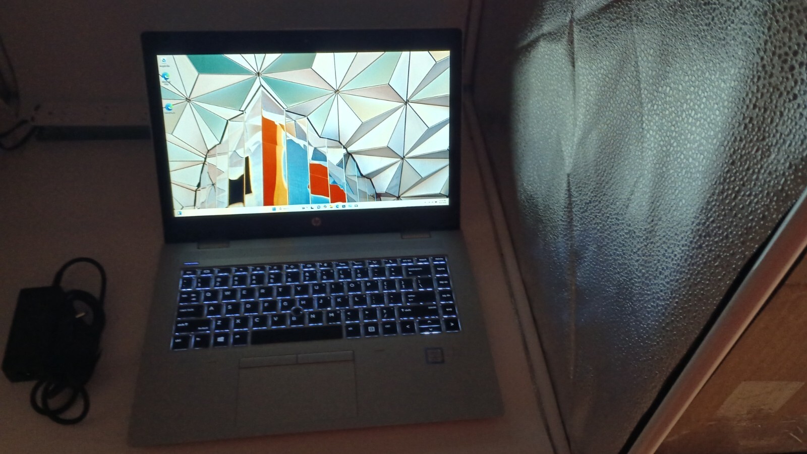 3031 ProBook 640 G5 w/charger.i5-8365U.8GB.128GB M.2.14″FHD.W11 Pro