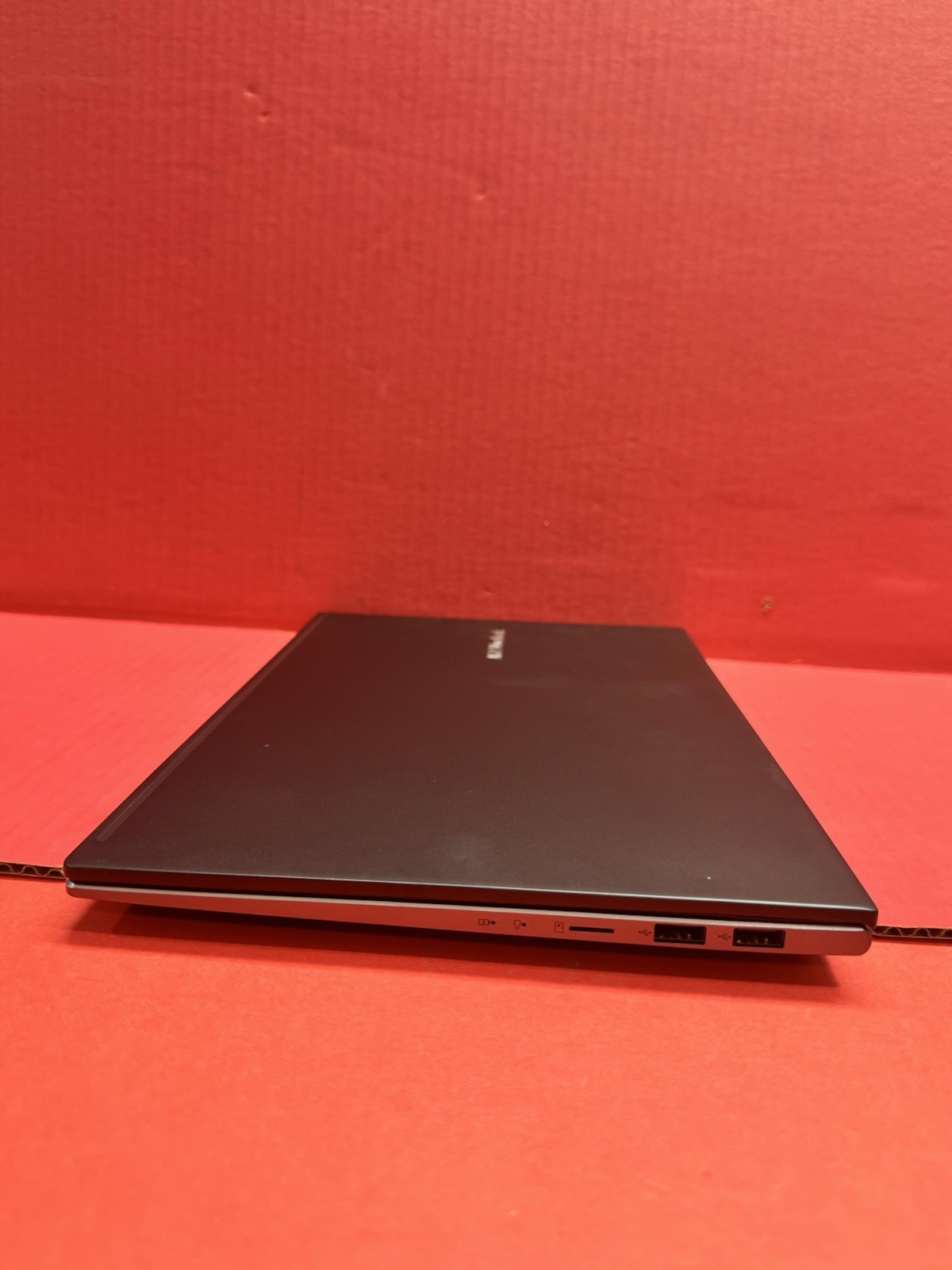 ASUS VivoBook S433E 14” CORE i5-1135G7 @ 2.40GHz | 8GB RAM, 512GB SSD | #T193
