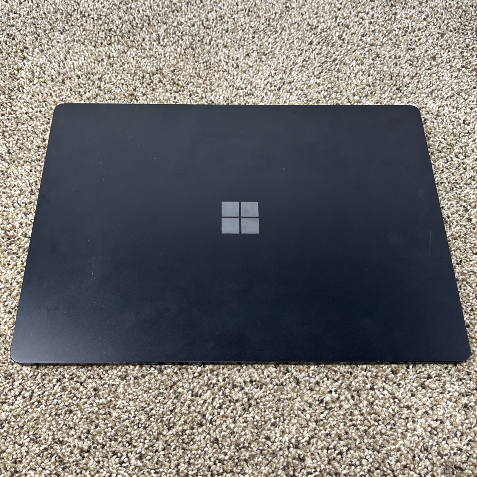 Surface Laptop 4 13.5″ 1951 Intel Core-i7-1185G7 32GB RAM 1TB NVMe – Touch W/ AC