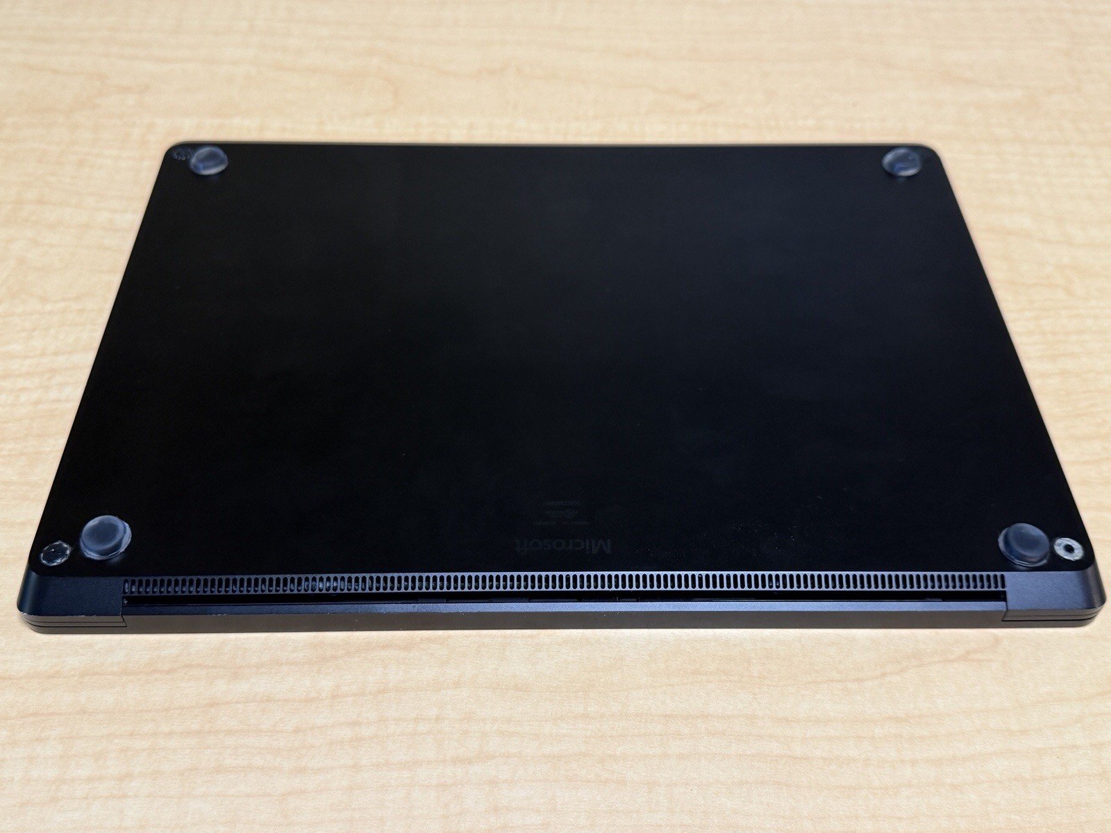 Microsoft Surface Laptop 3 13.5″ | i7-1065G7 | 16GB RAM | 256GB SSD | Used good