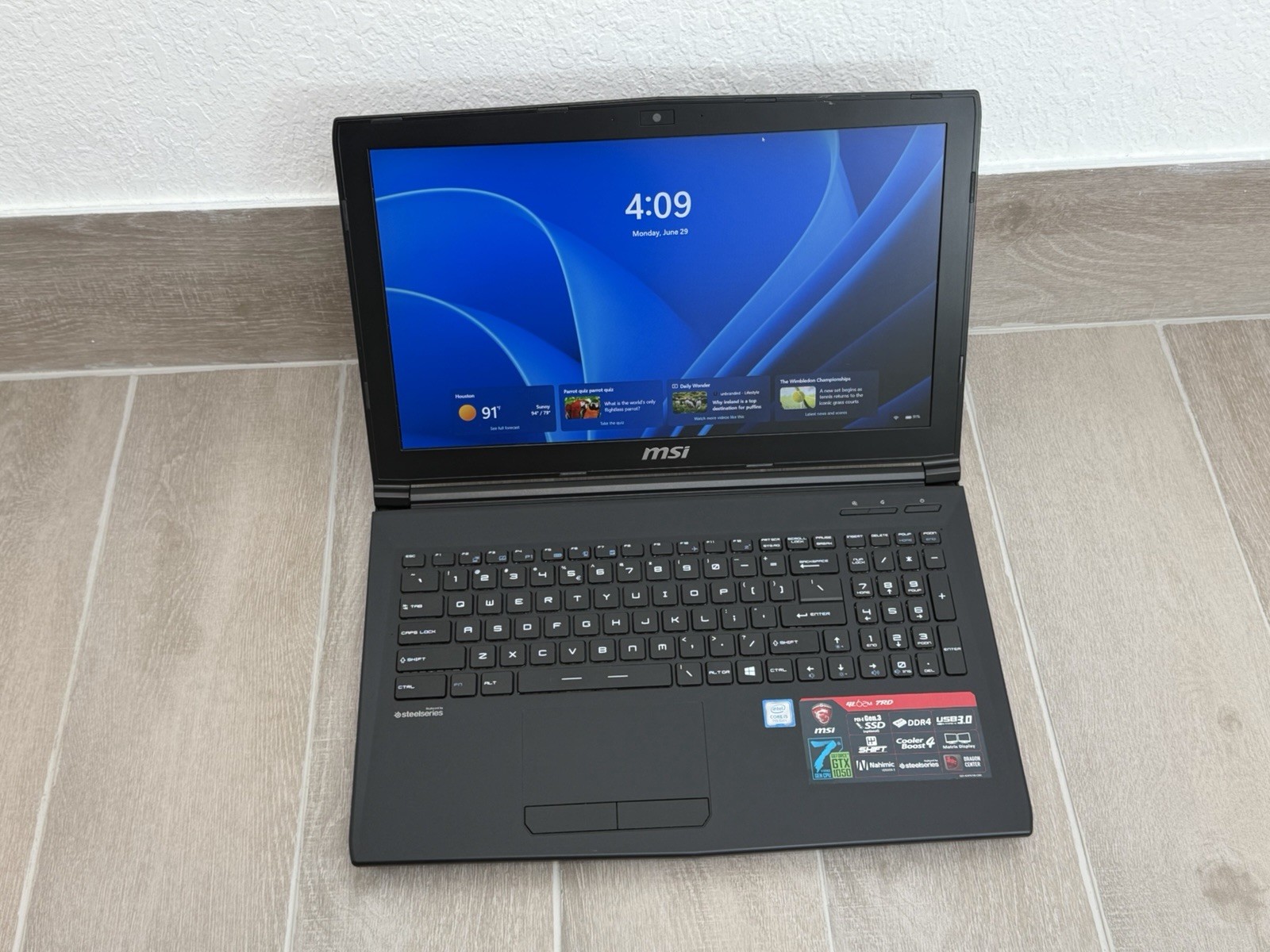 MSI GL62M 7RD 15.6″ Core i5-7300HQ GeForce GTX 1050 8GB RAM 256GB SSD Win-11